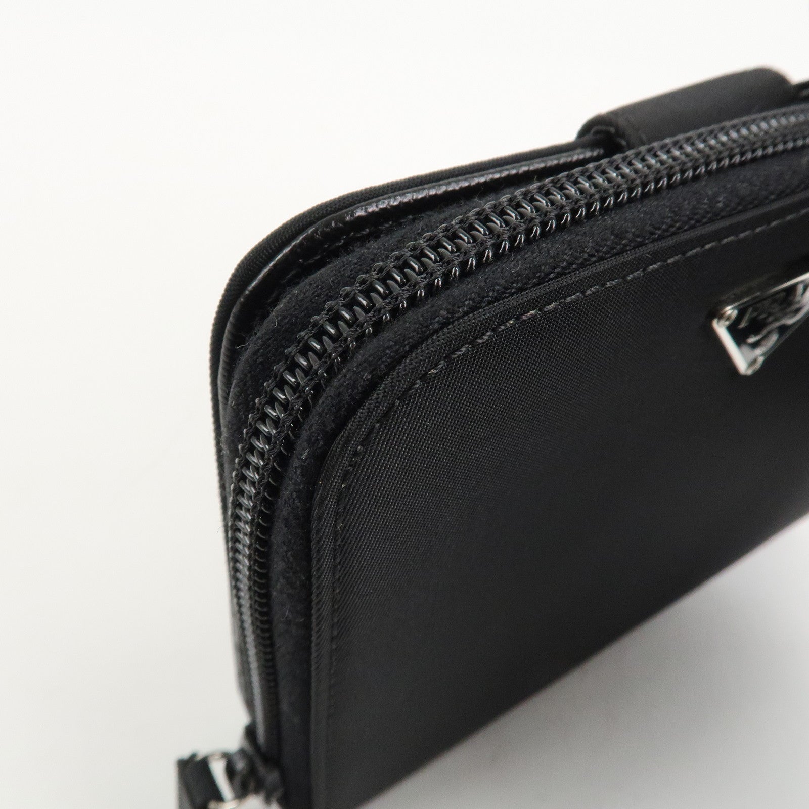 PRADA Nylon Saffiano Leather Bi-fold Round zippy Wallet Black Used