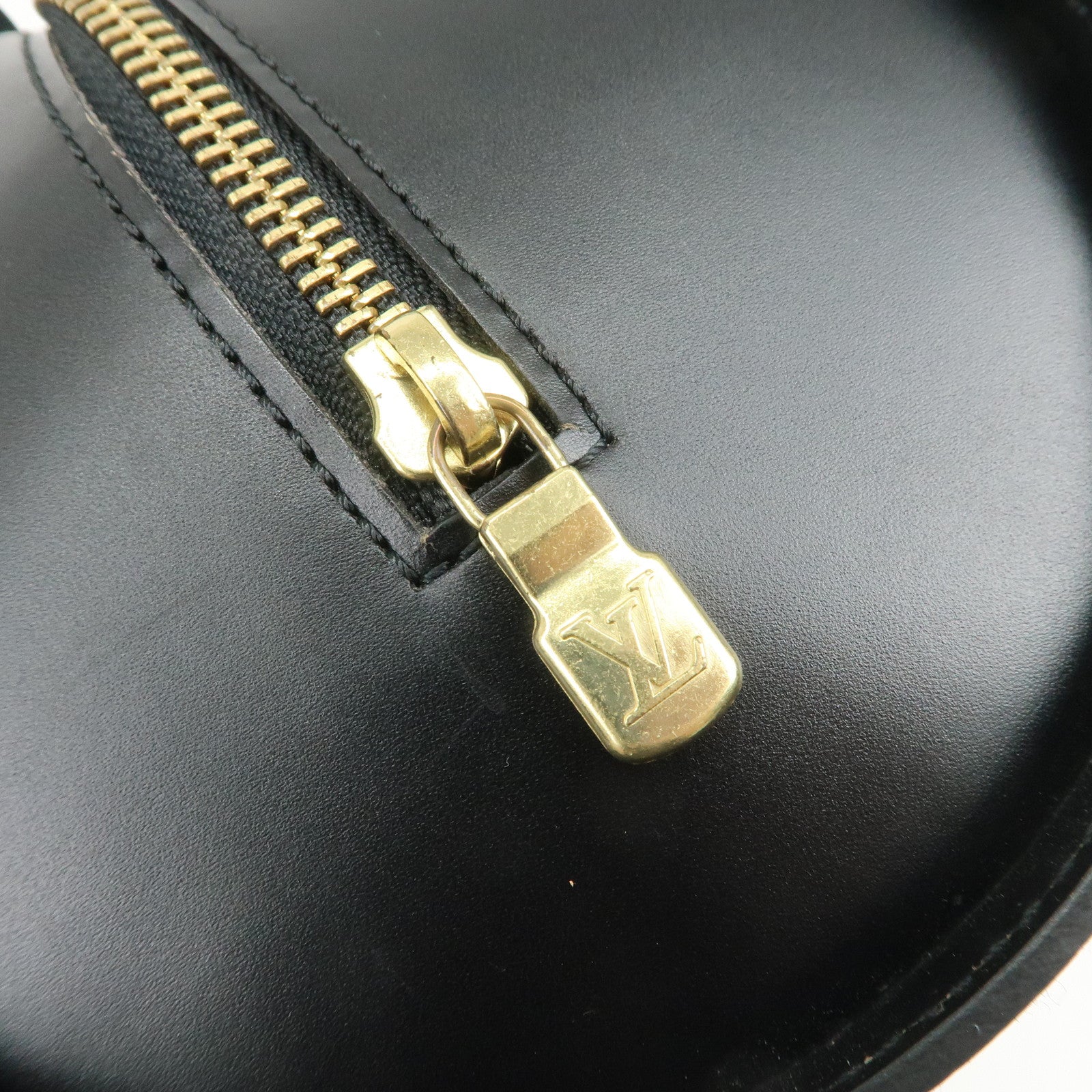 Louis Vuitton Epi Soufflot Shoulder Bag Hand Bag Noir M52222