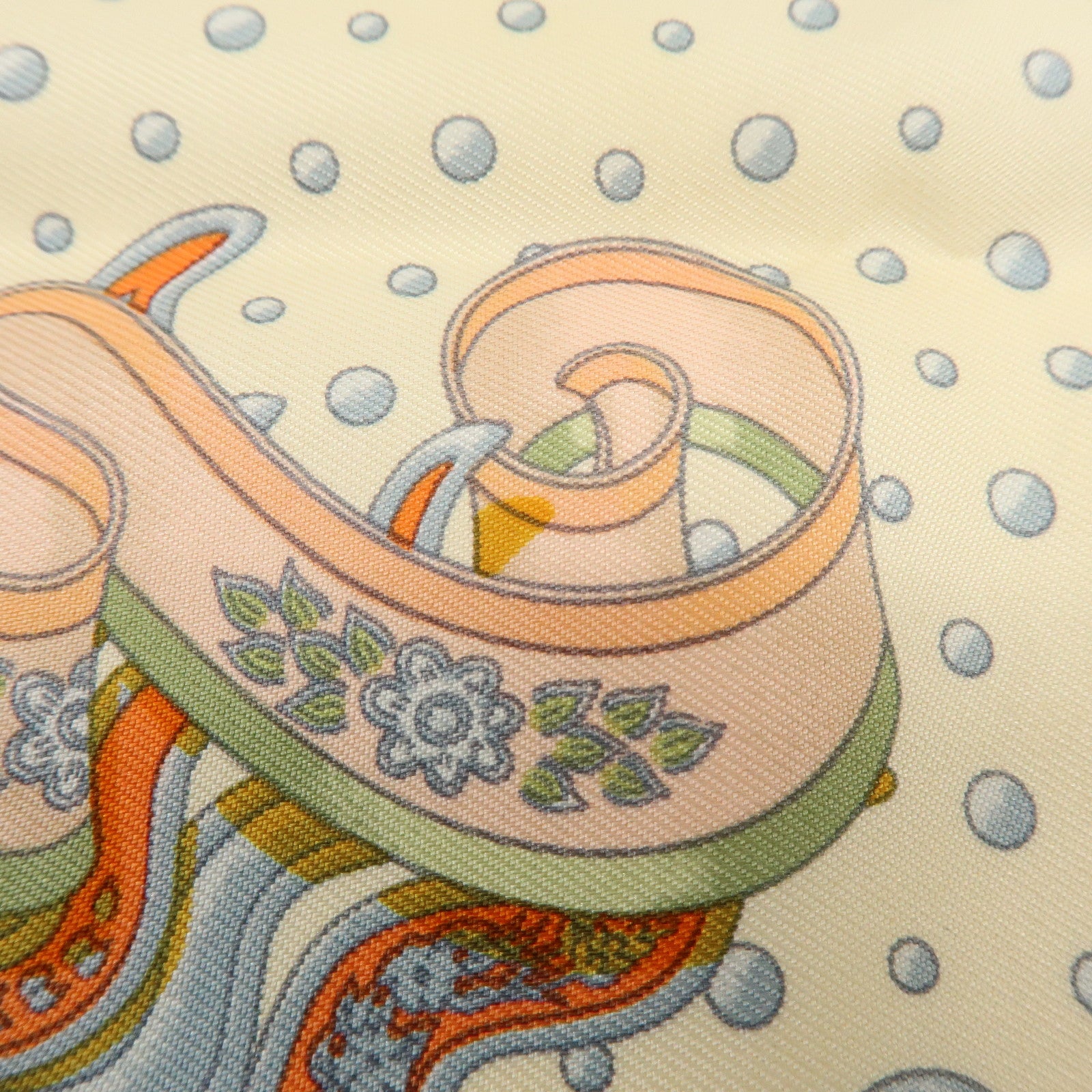 HERMES Carre 40 Silk 100% GLORIA SOLI Scarf Ivory Green Multicolor