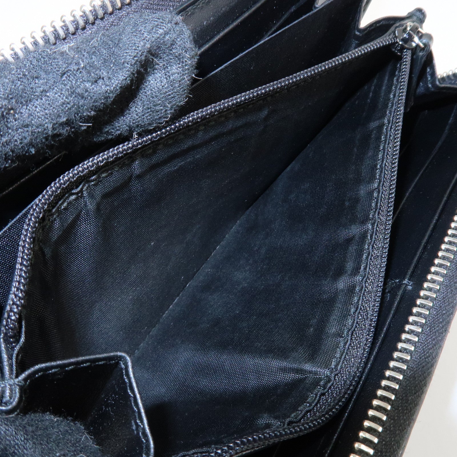GUCCI Blade Embroidery Leather Zip Around Long Wallet Black Used