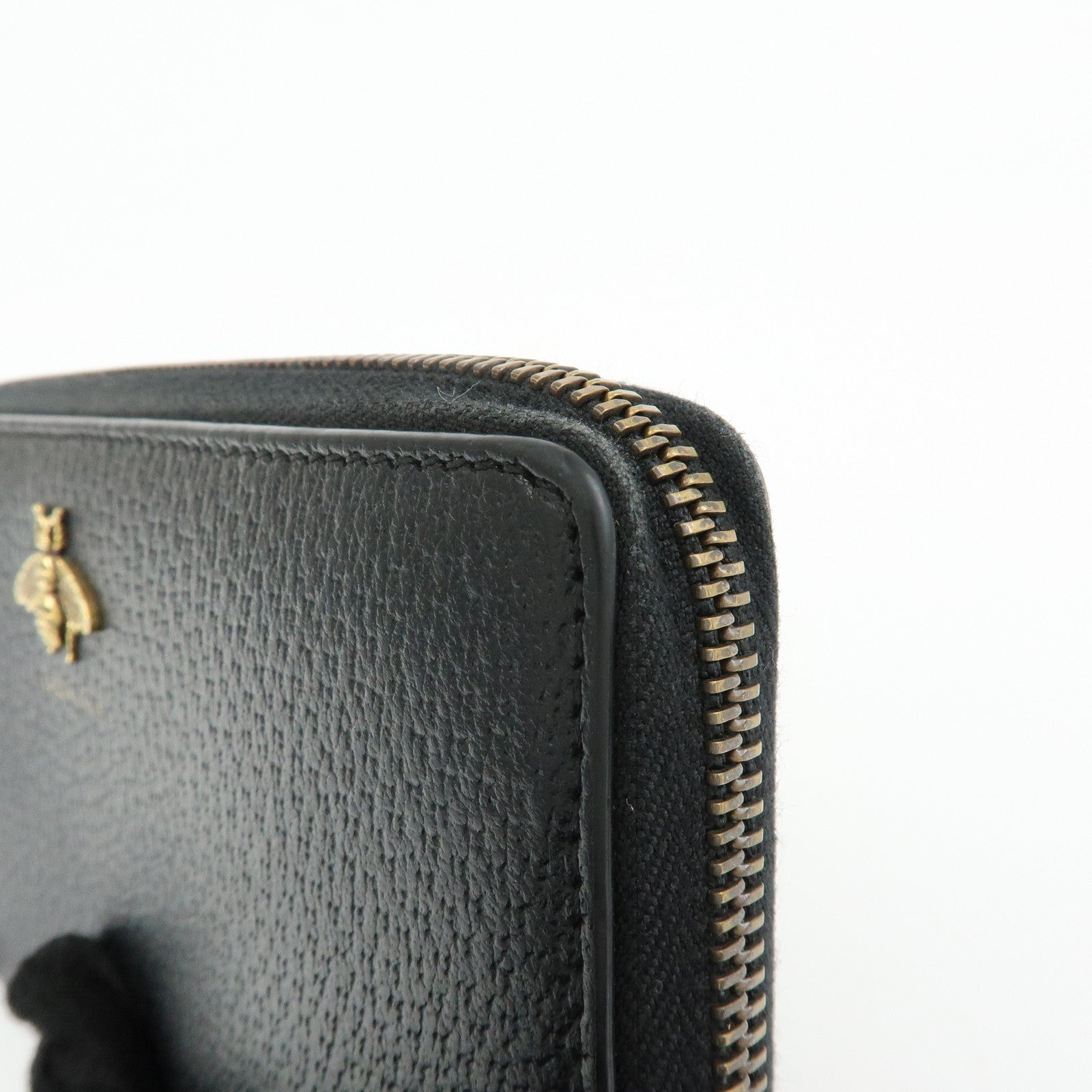 GUCCI Animalier Bee Leather Zip-Around Long Wallet Black 523667