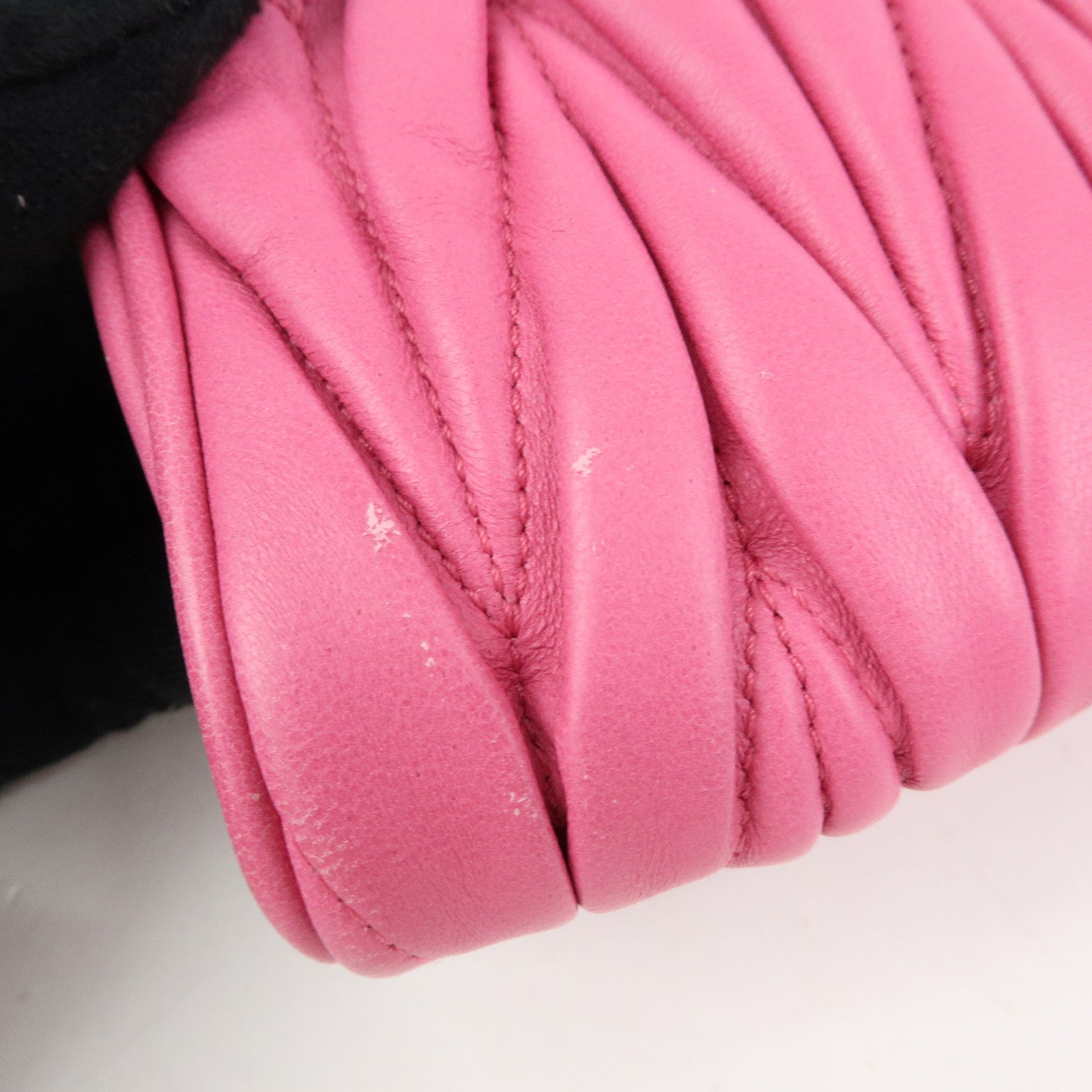MIU MIU Matelasse Nappa Leather Clutch Bag Wristlet Bag Pink 5N1455