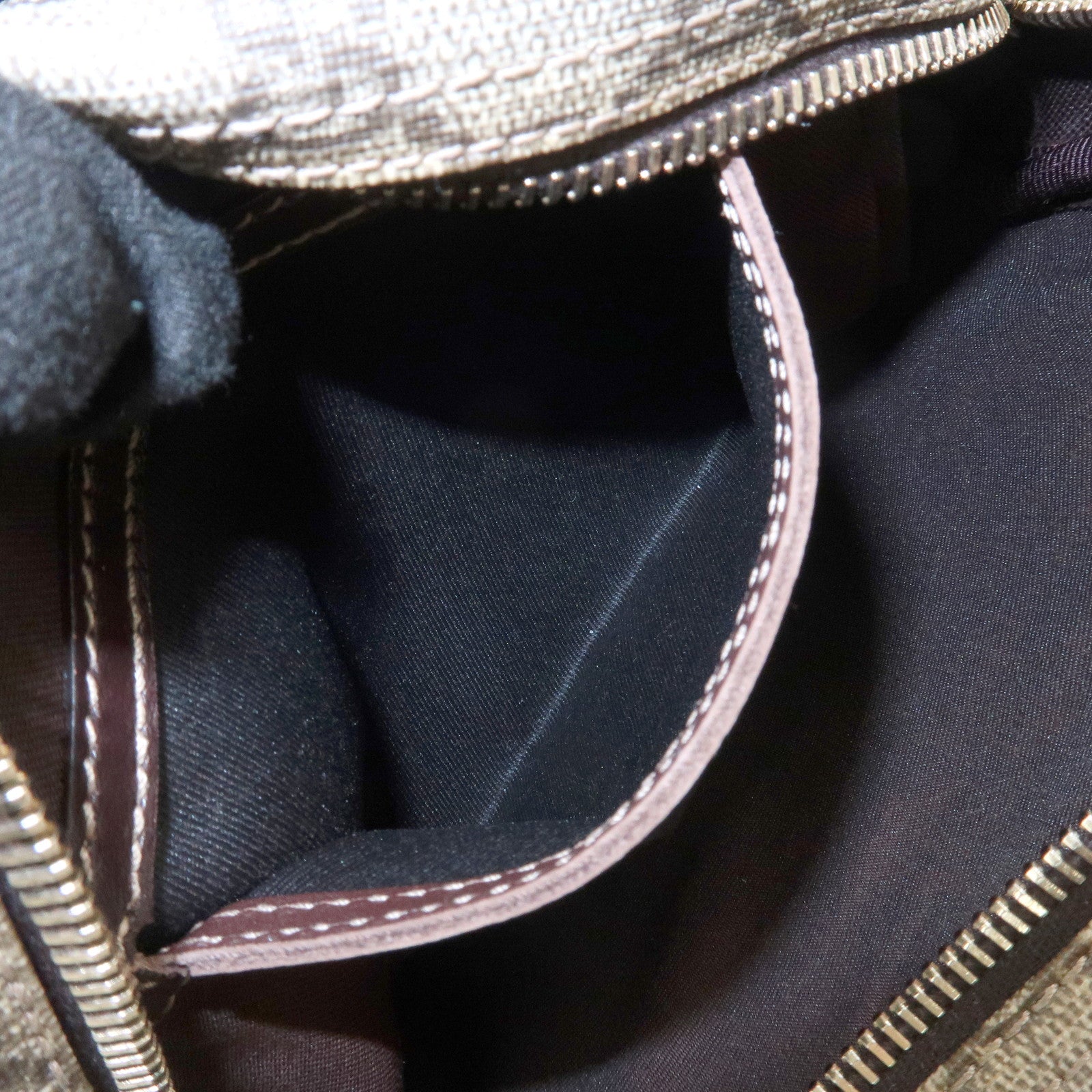 GUCCI GG Supreme Leather Shoulder Bag Crossbody Bag Beige 233268