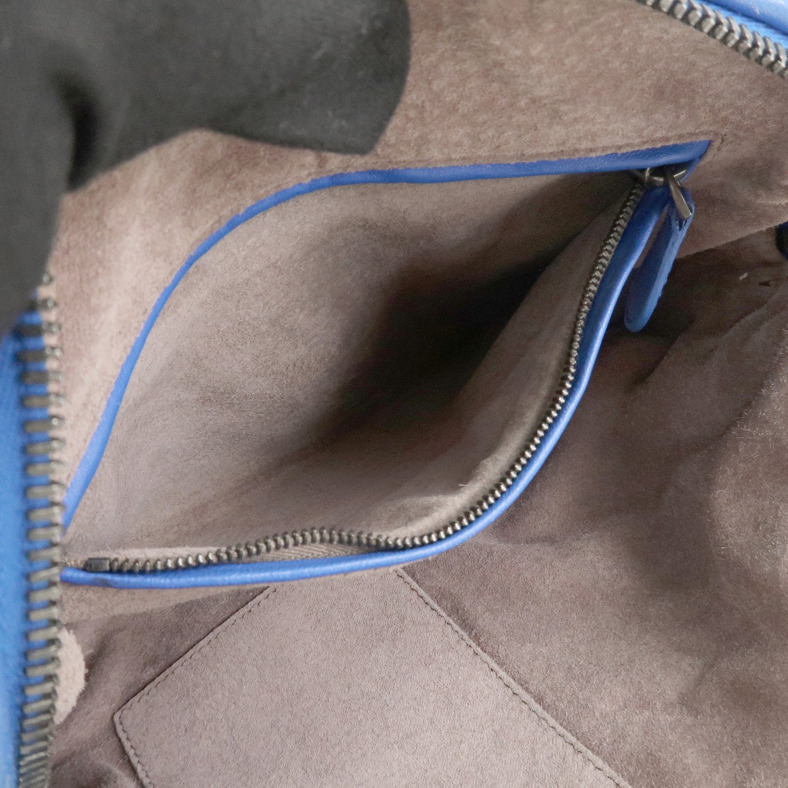 BOTTEGA VENETA Intrecciato Leather Shoulder Bag Blue