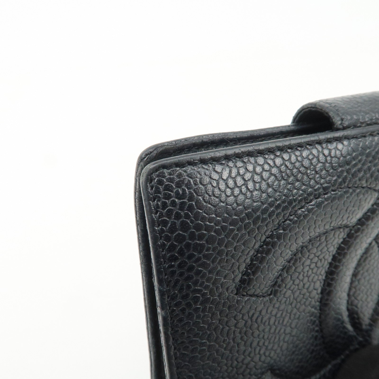 CHANEL COCO Mark Caviarskin Leather Bi-fold Wallet Black