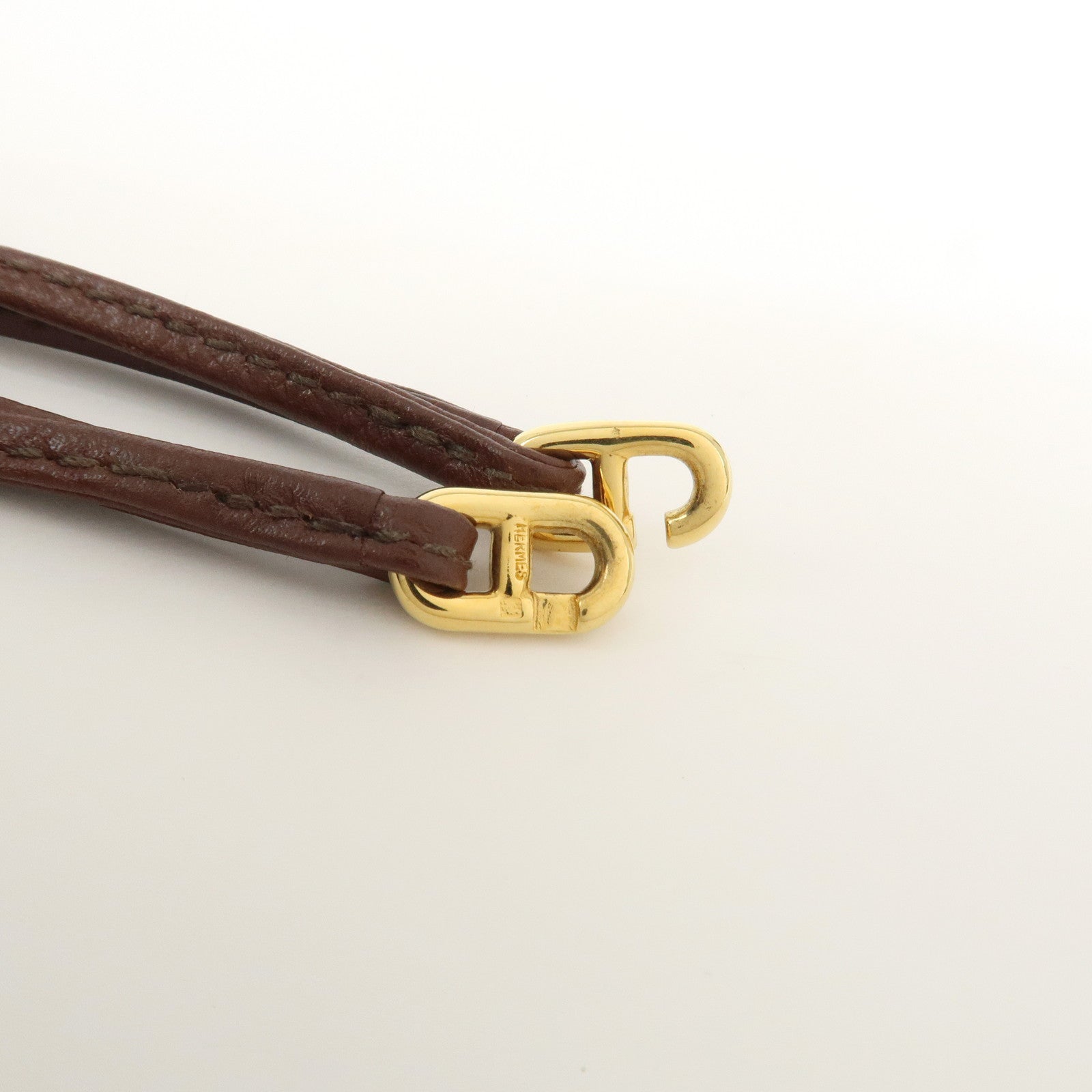 HERMES Vespa Courchevel Calf Leather □A Stamped Pouch Hand Bag