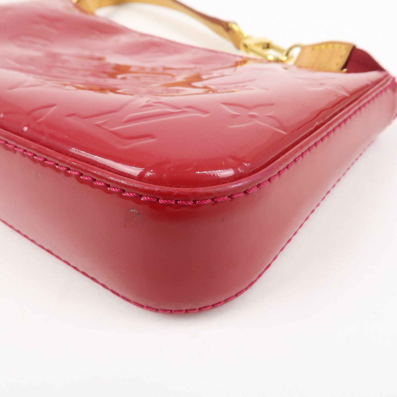 Louis Vuitton Monogram Vernis Pochette Accessoires Pouch M91574