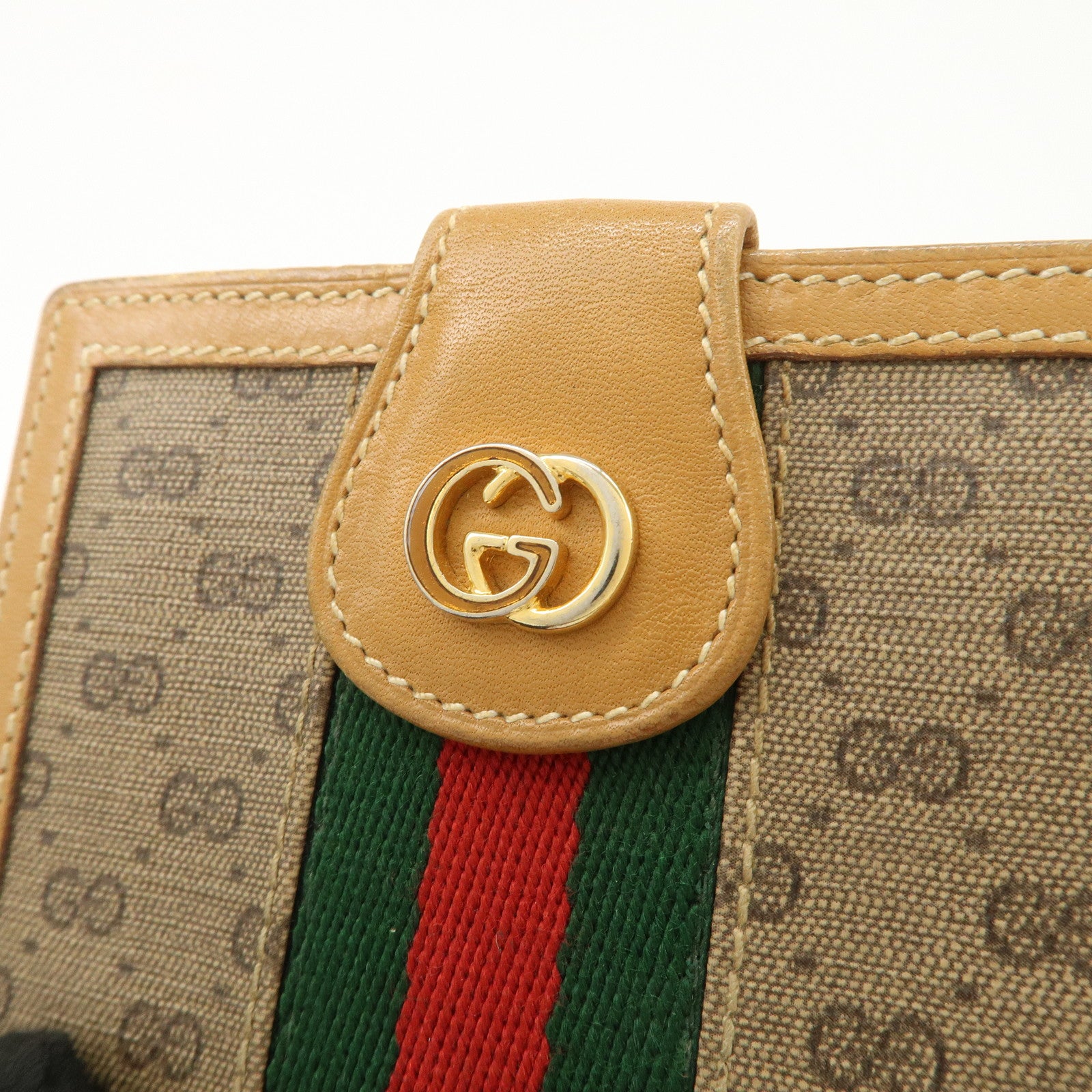 GUCCI Interlocking G GG Crystal Leather Bi-fold Wallet 035 904 0902