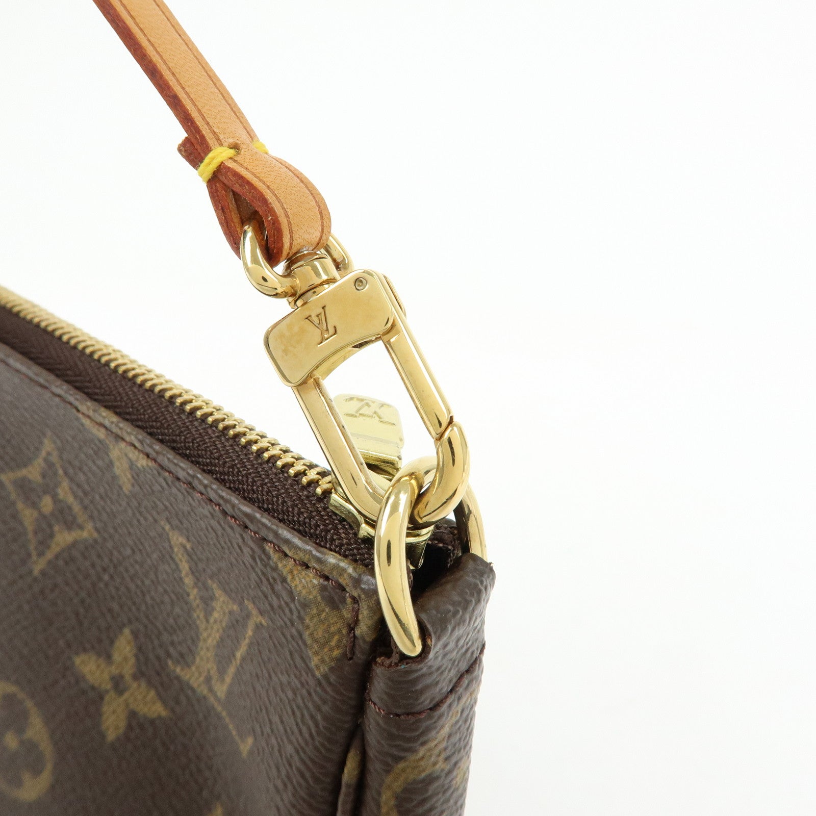 Louis Vuitton Monogram Pochette Accessoires Pouch Hand Bag M51980