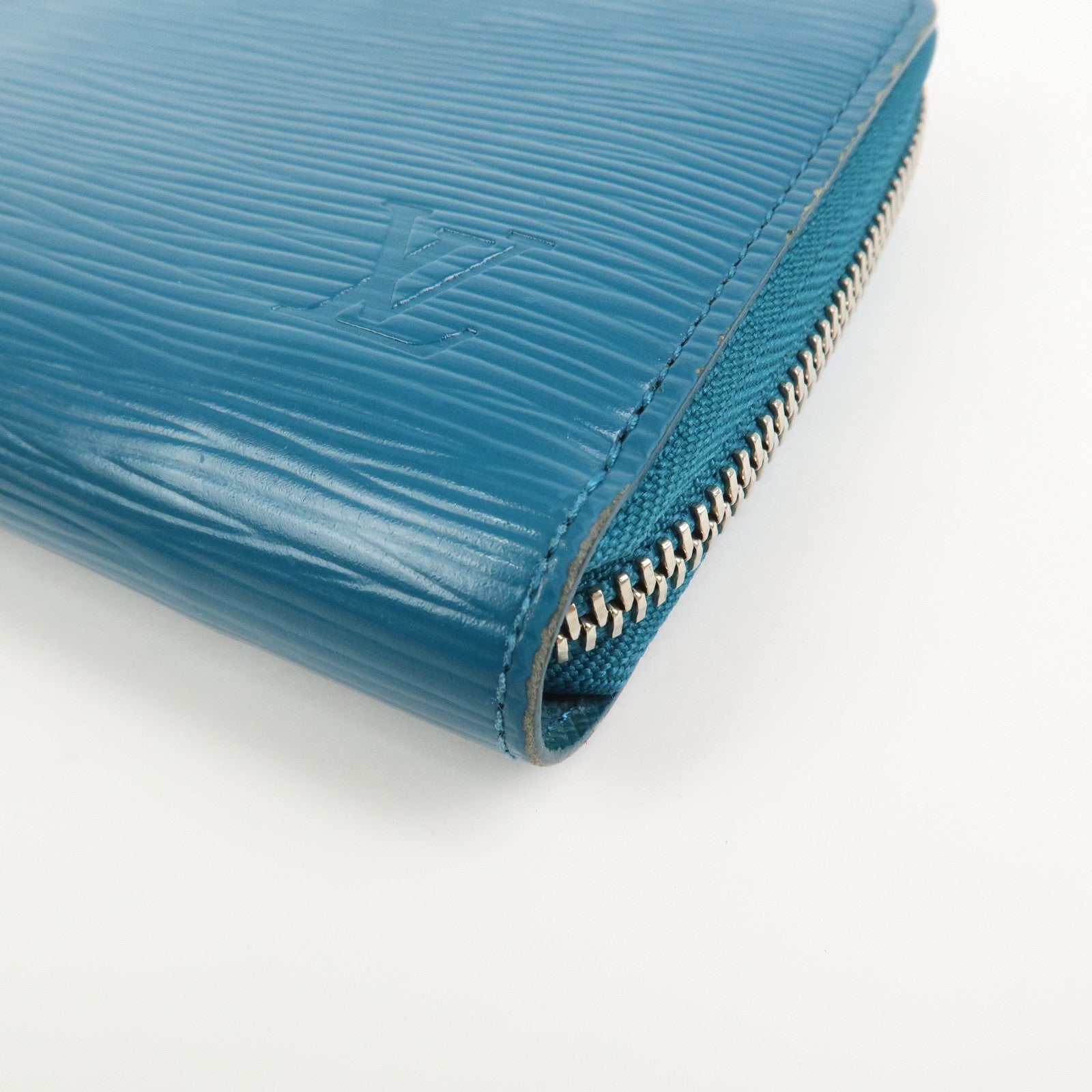 Louis Vuitton Epi Leather Zippy Long Wallet Cyan Blue M60311
