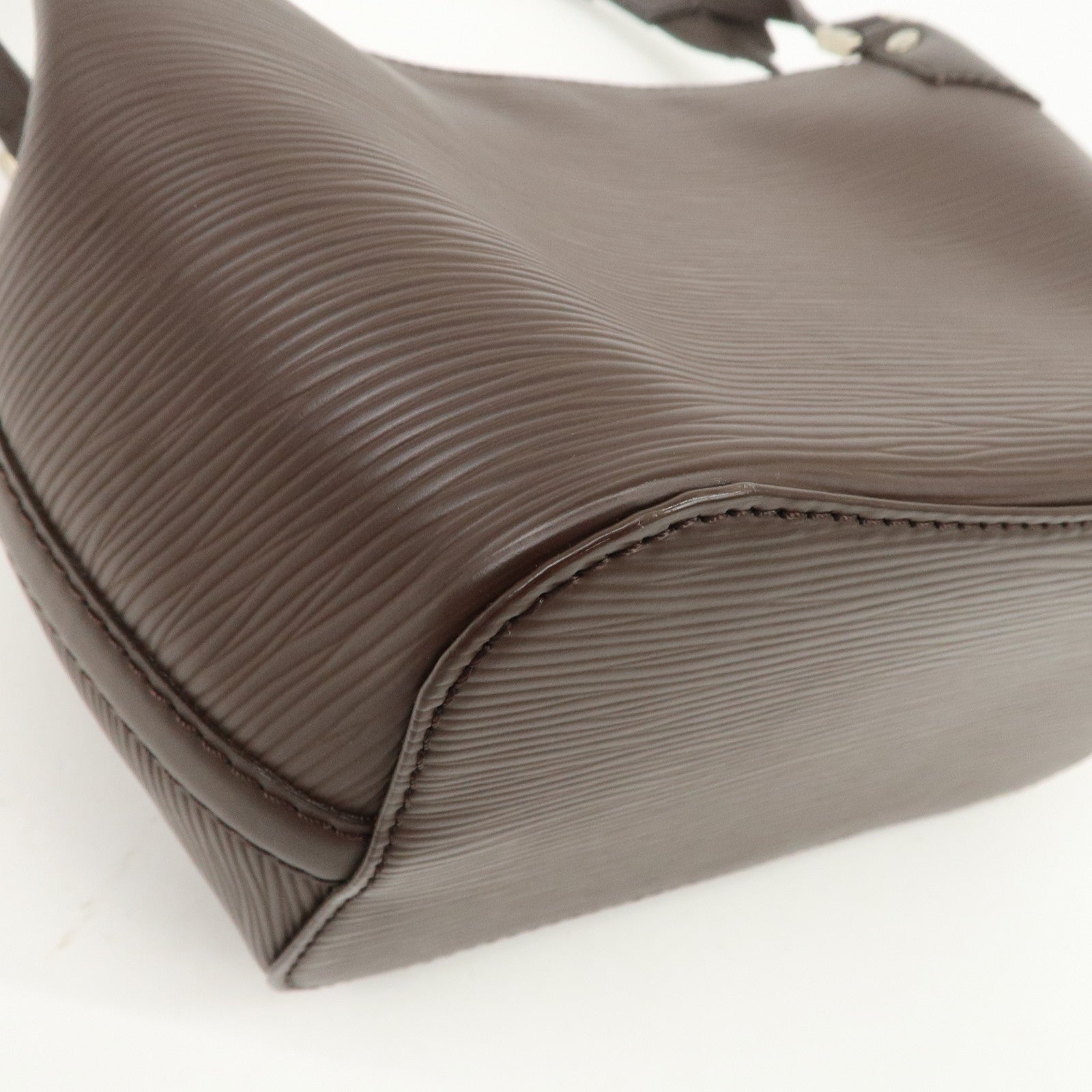 Louis Vuitton Epi Mandala PM Hand Bag Shoulder Bag Mocha M5893D