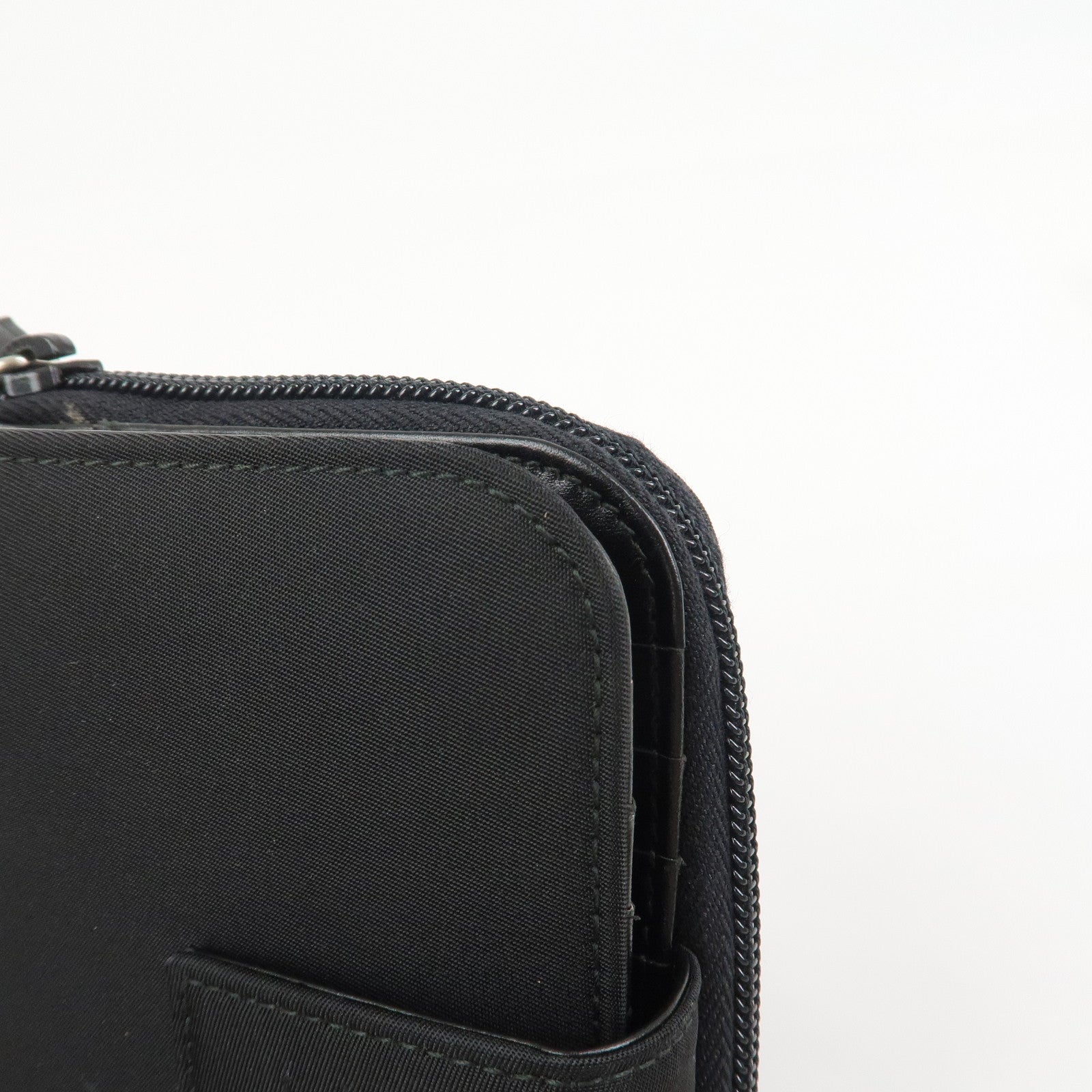 PRADA Triangle Logo Nylon Leather Planner Cover Agenda Cover Black