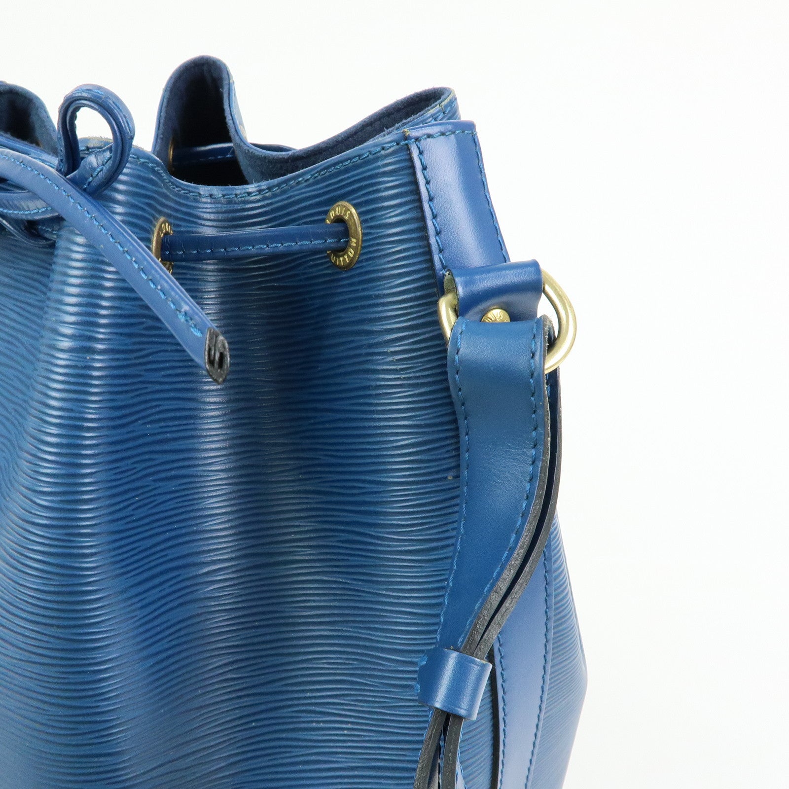 Louis Vuitton Epi Noe Leather Shoulder Bag Toledo Blue M44005