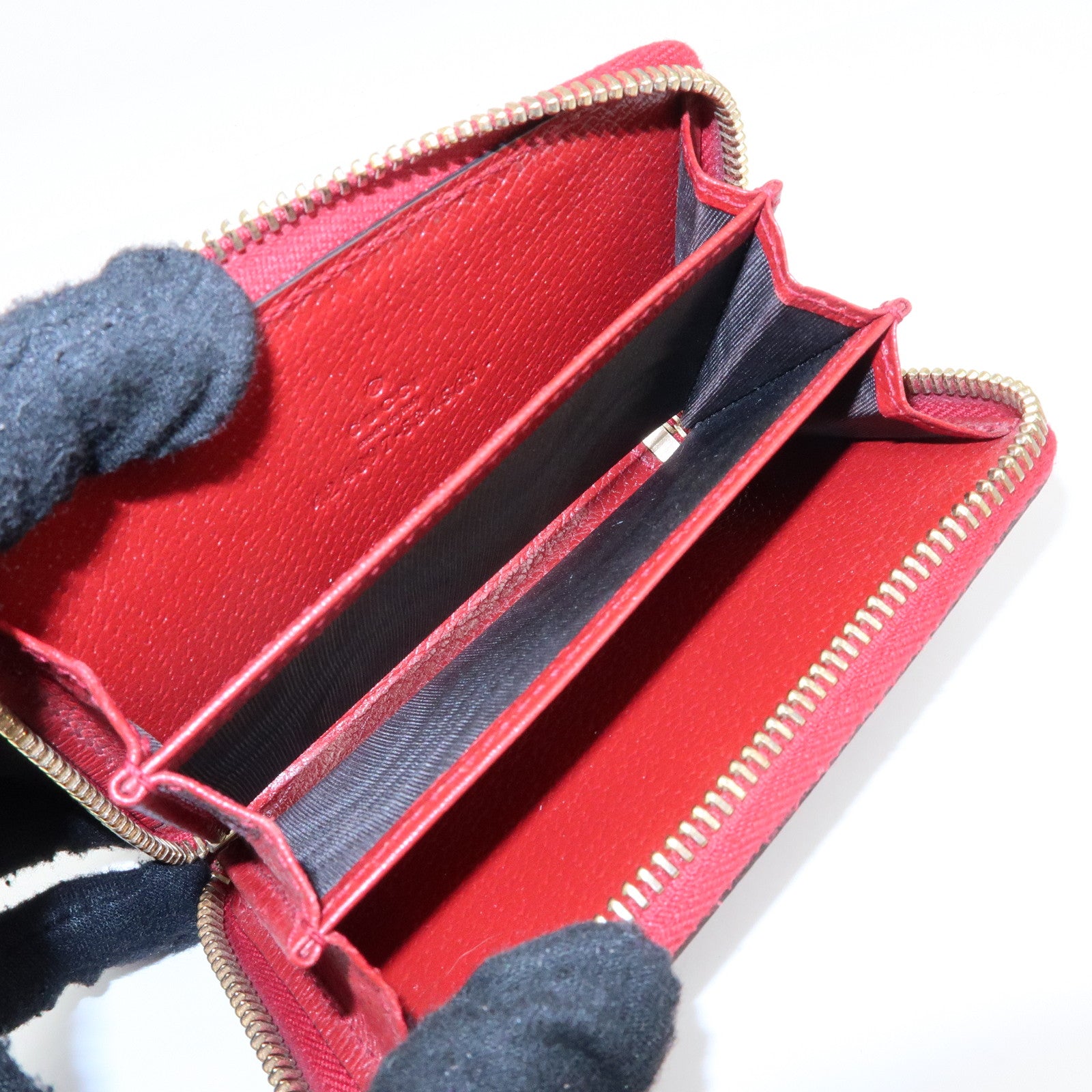 GUCCI Tian GG Supreme Leather Zippy Around Card Case Beige 424897