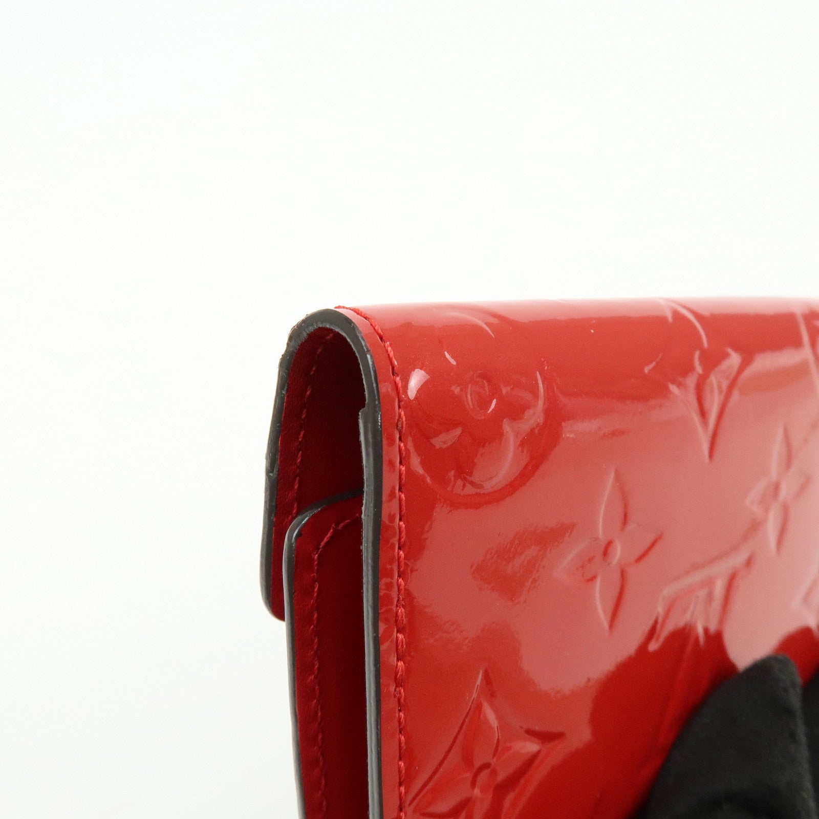 Louis Vuitton Monogram Vernis Multicles 6 Key Case Cerise M90900