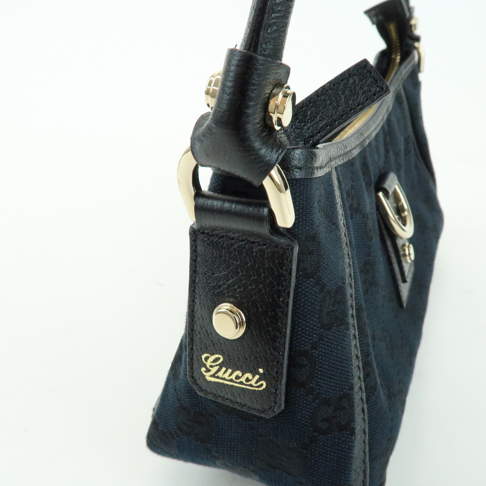 GUCCI Abbey GG Canvas Leather Pouch Shoulder Bag Hand Bag 130939
