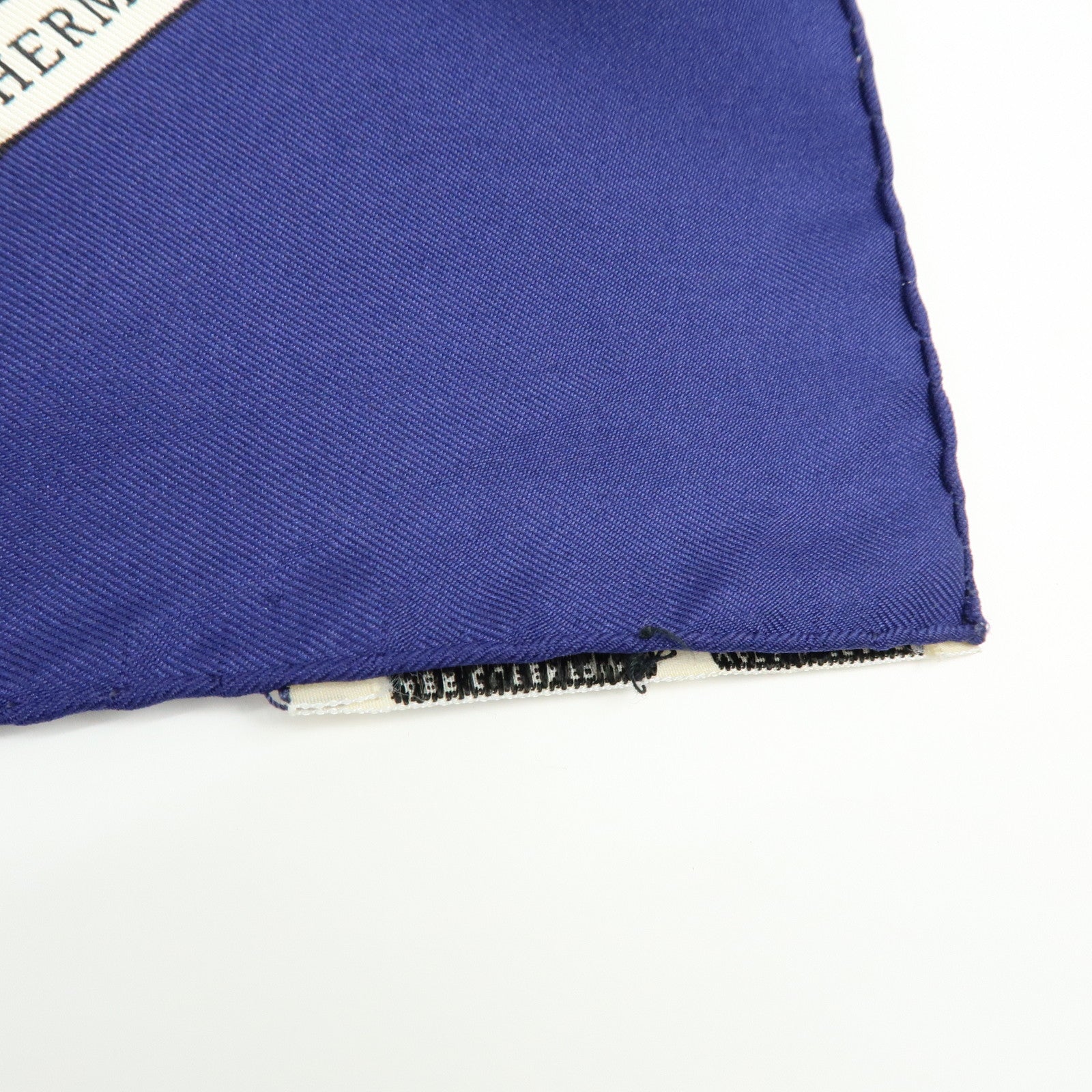 HERMES Carre 90 Silk 100% Scarf Petite Main Navy Multicolor