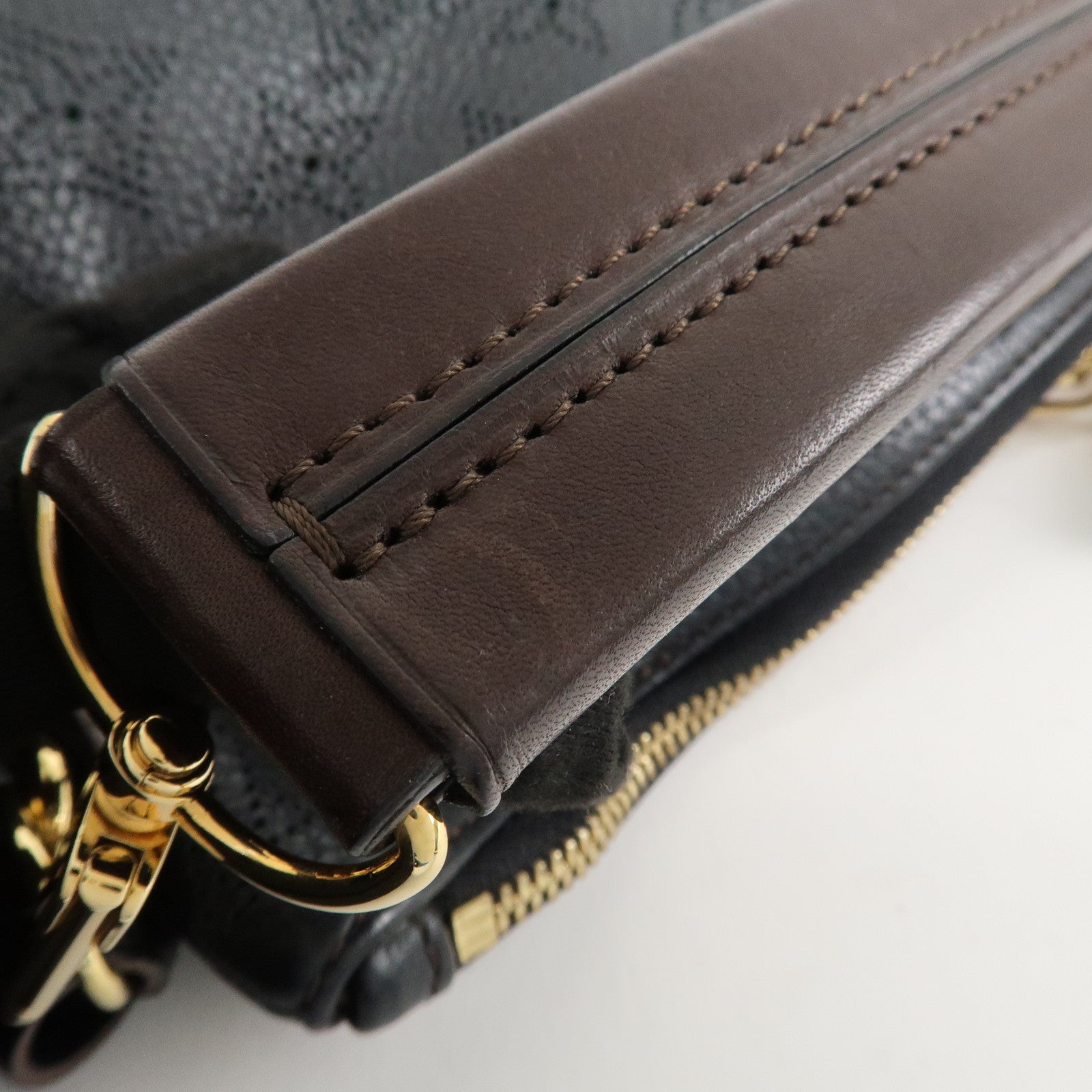 Louis Vuitton Monogram Mahina Selene PM Shoulder Bag Noir M94035