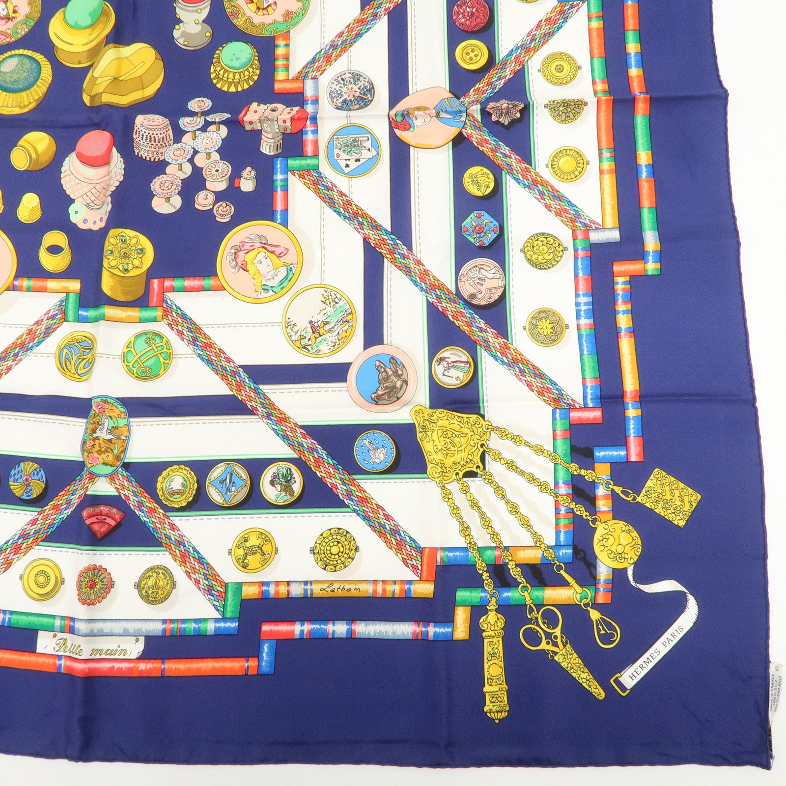 HERMES Carre 90 Silk 100% Scarf Petite main Navy White Multicolor