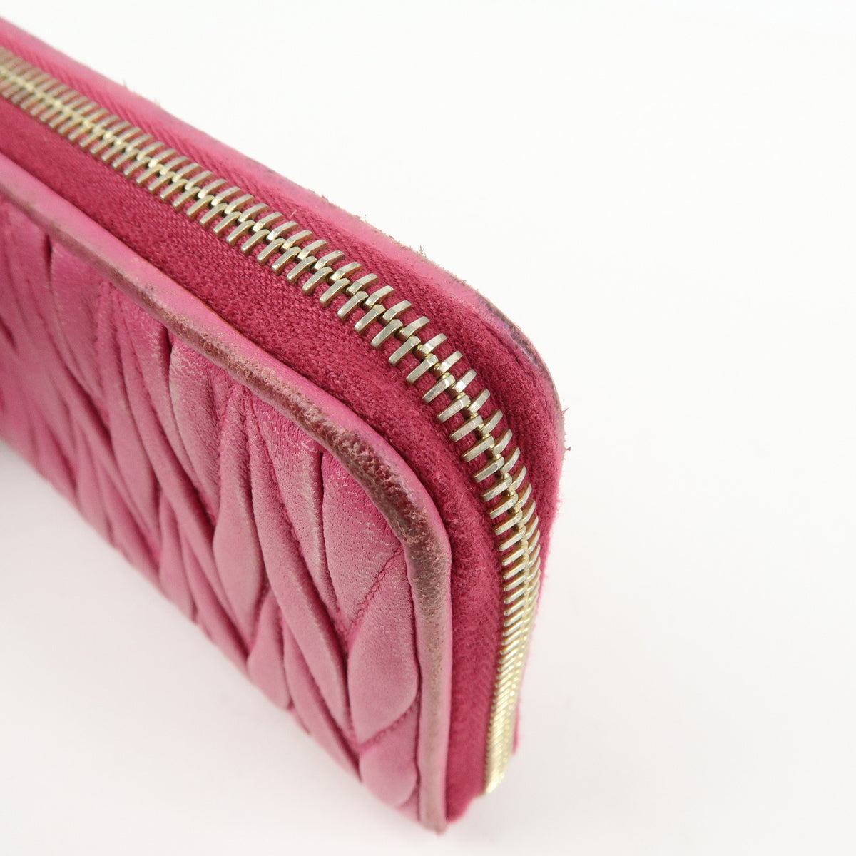 MIU MIU Logo Matelasse Nappa Leather Zippy Long Wallet Pink