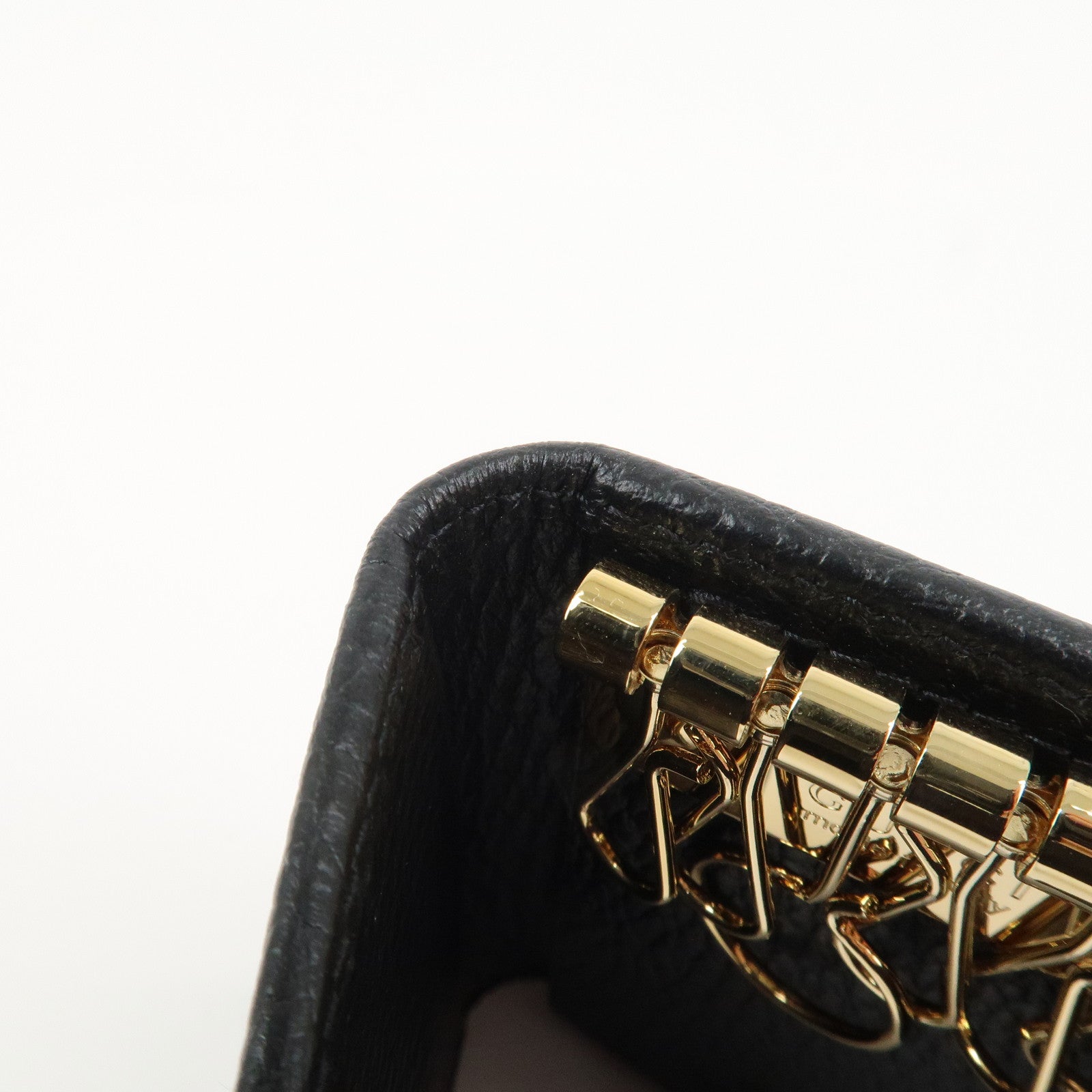 GUCCI GG Marmont Logo Leather 6 Key Case 456118