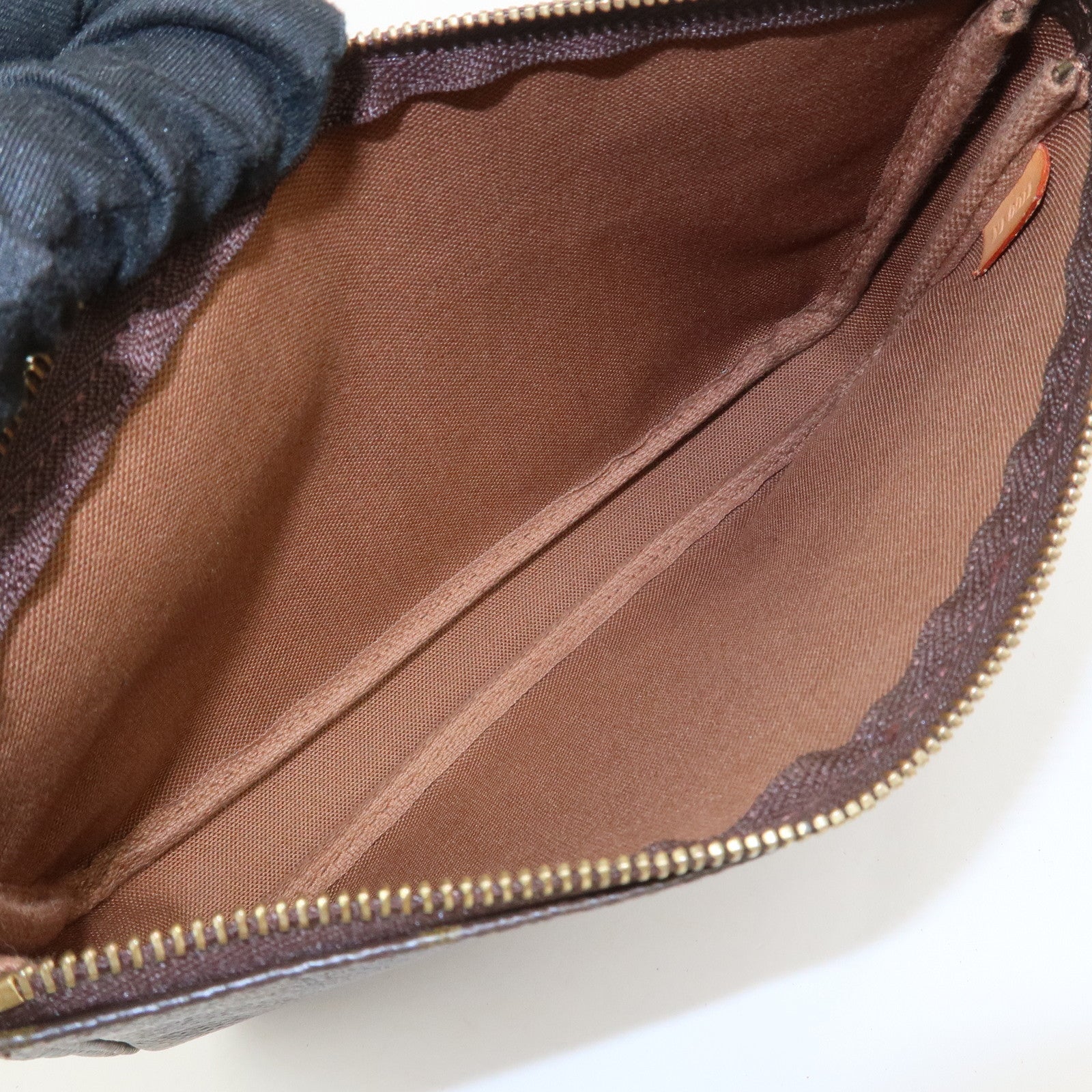 Louis Vuitton Monogram Pochette Accessoires Pouch Hand Bag M51980