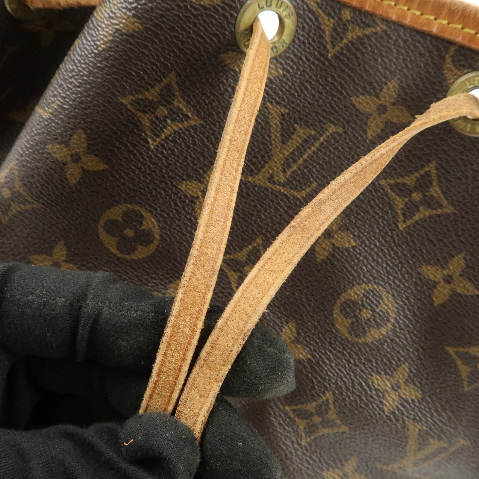 Louis Vuitton Monogram Noe Shoulder Bag Hand Bag Brown M42224