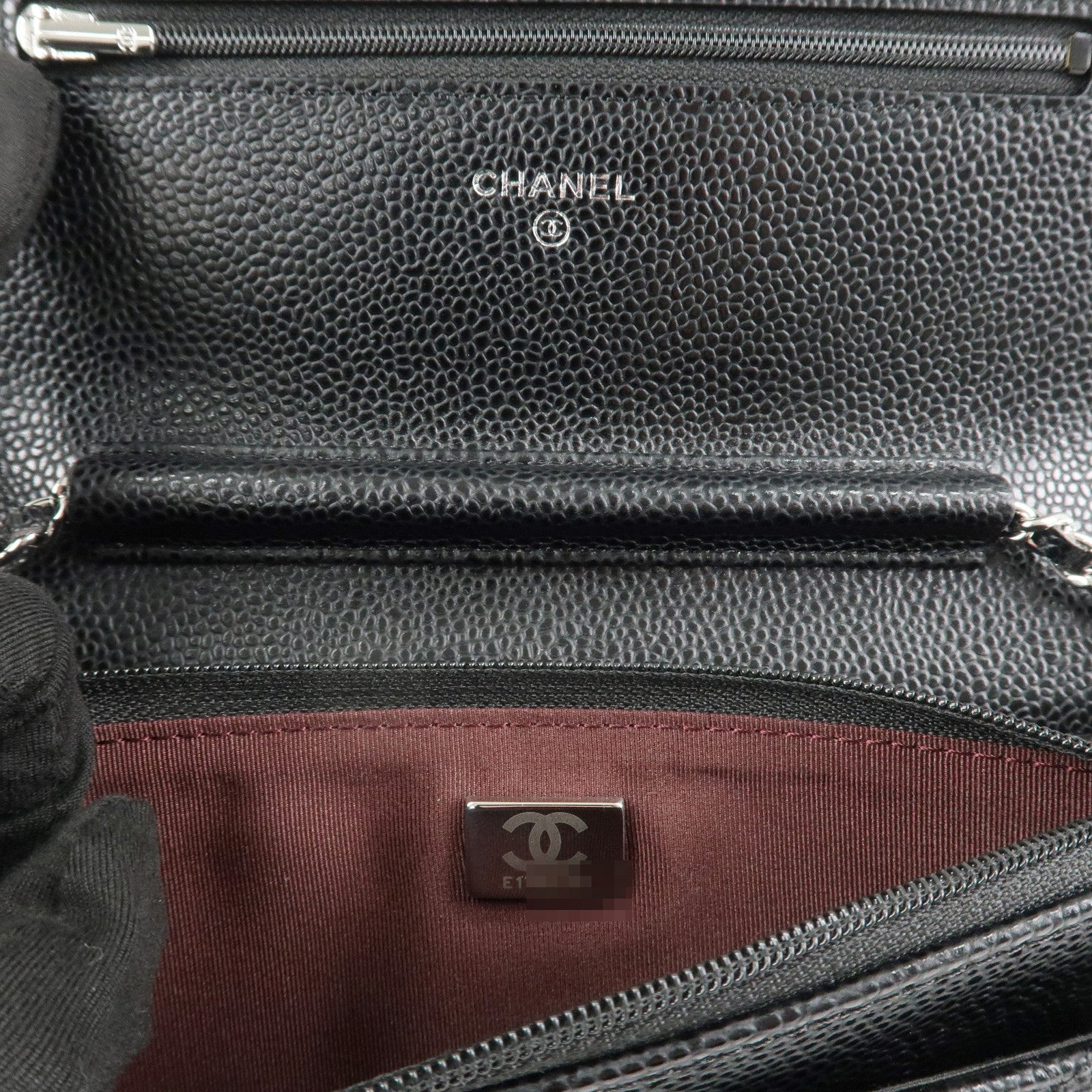 CHANEL Matelasse Caviarskin Chain Wallet Shoulder Bag Black AP0250 Used