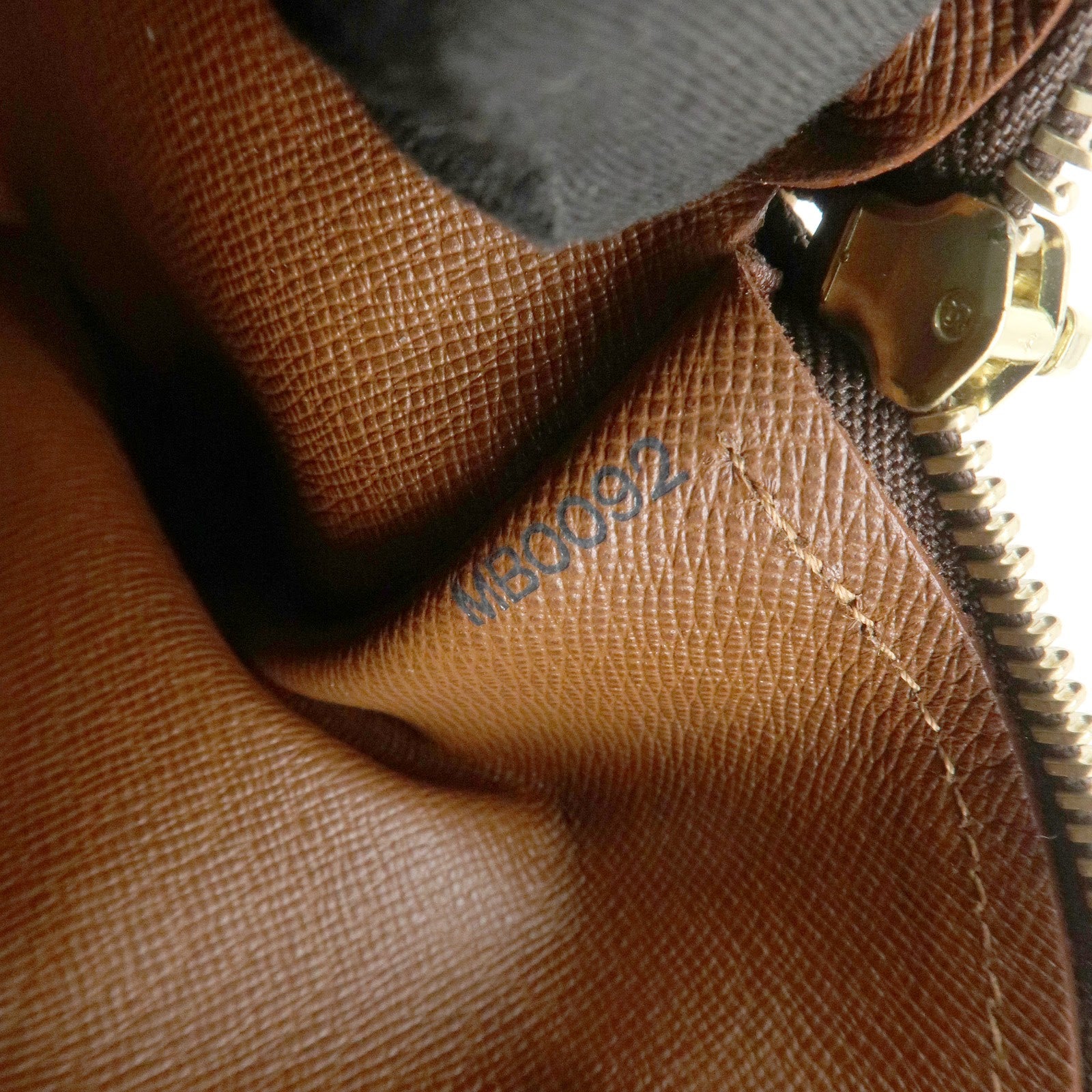 Louis Vuitton Monogram Papillon 30 Hand Bag New Style Brown M51385 Used