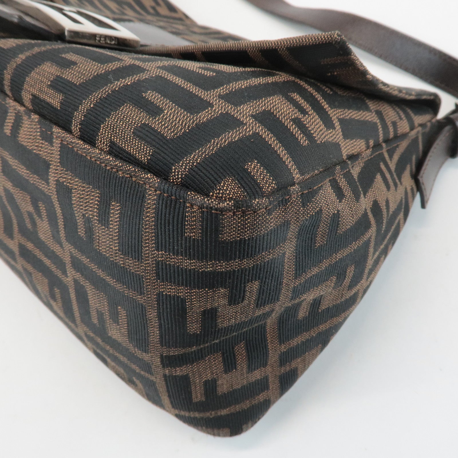 FENDI Mamma Baguette Canvas Leather Shoulder Bag Silver HDW 26325 Used