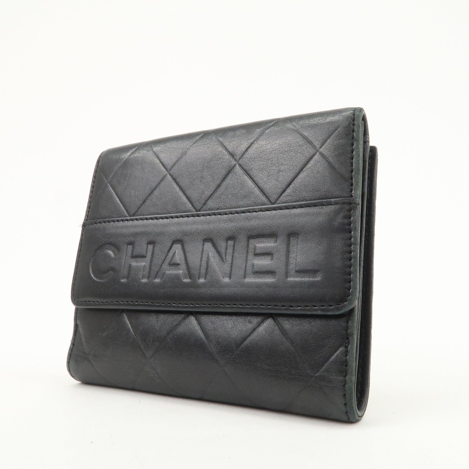 CHANEL Logo Matelasse Lamb Skin Bi-fold Wallet Black