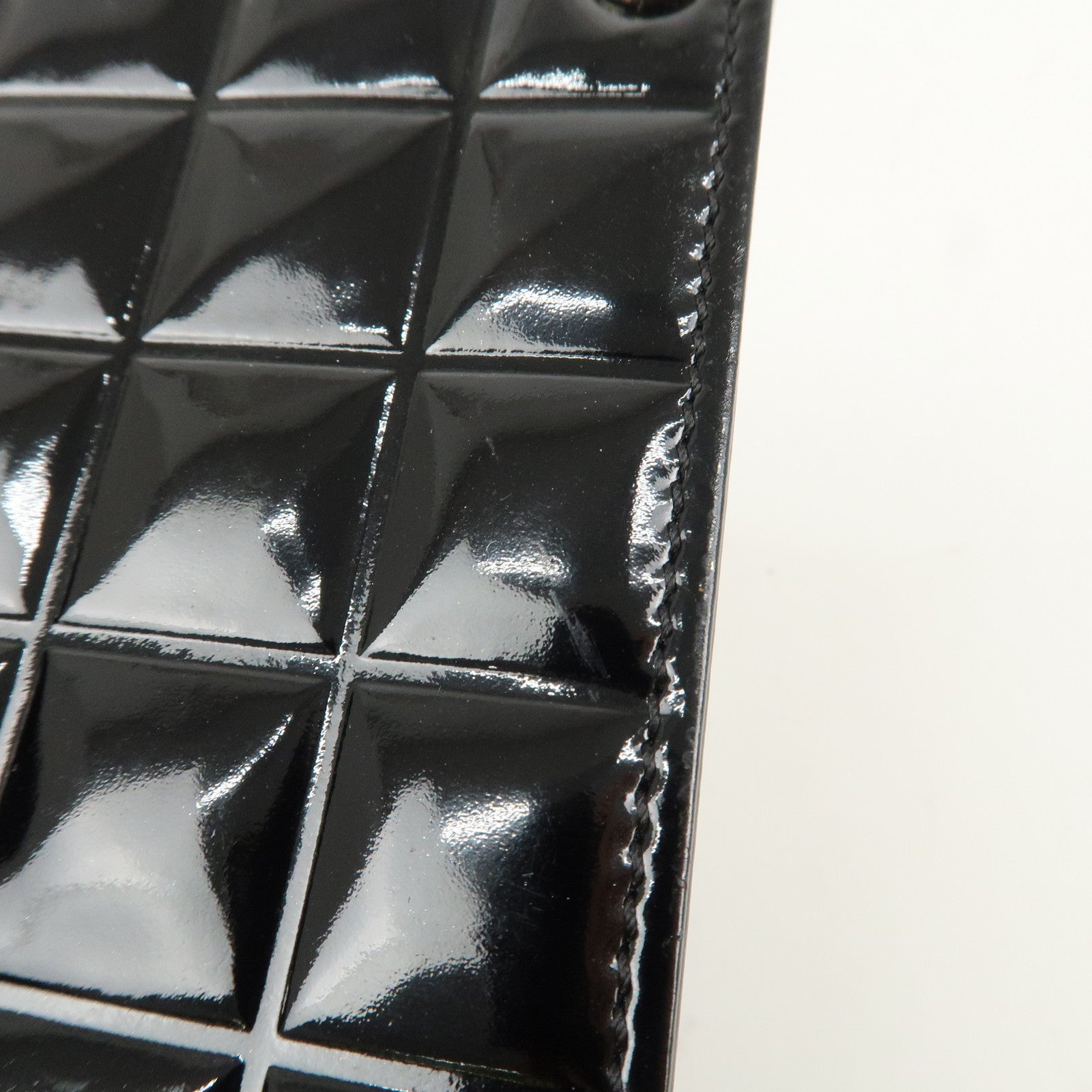 CHANEL Chocolate Bar Patent Leather Card Case Black Used