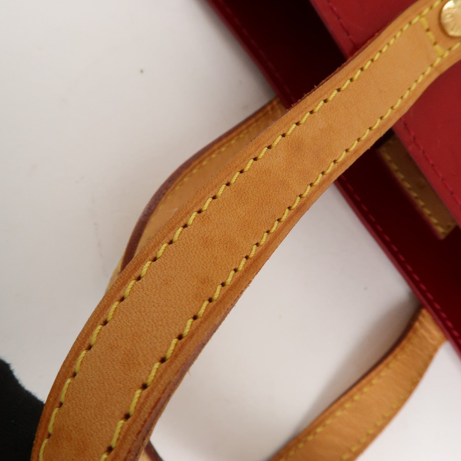 Louis Vuitton Monogram Vernis Lead PM Hand Bag Red M91990