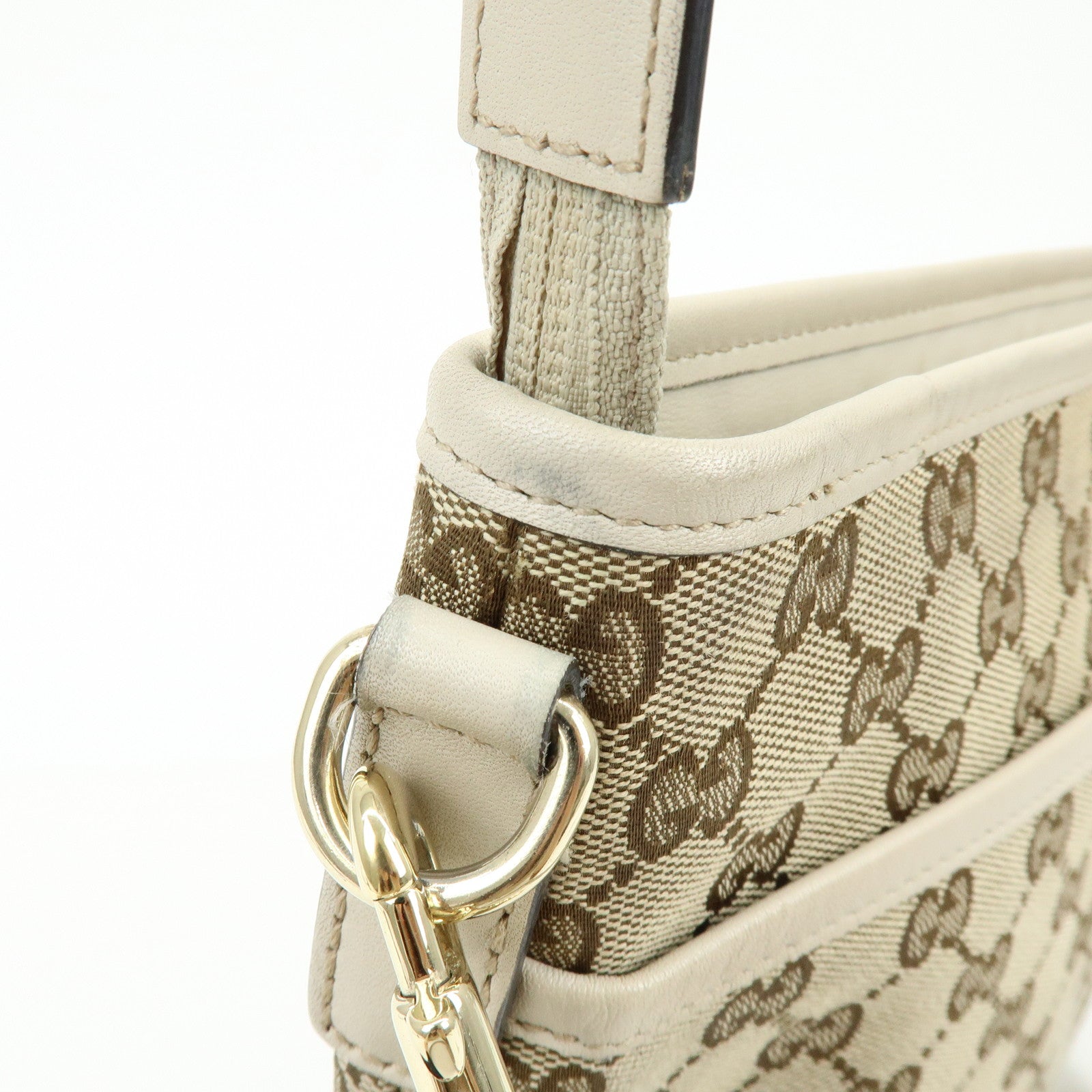 GUCCI GG Canvas Leather Shoulder Crossbody Bag Beige White 388924