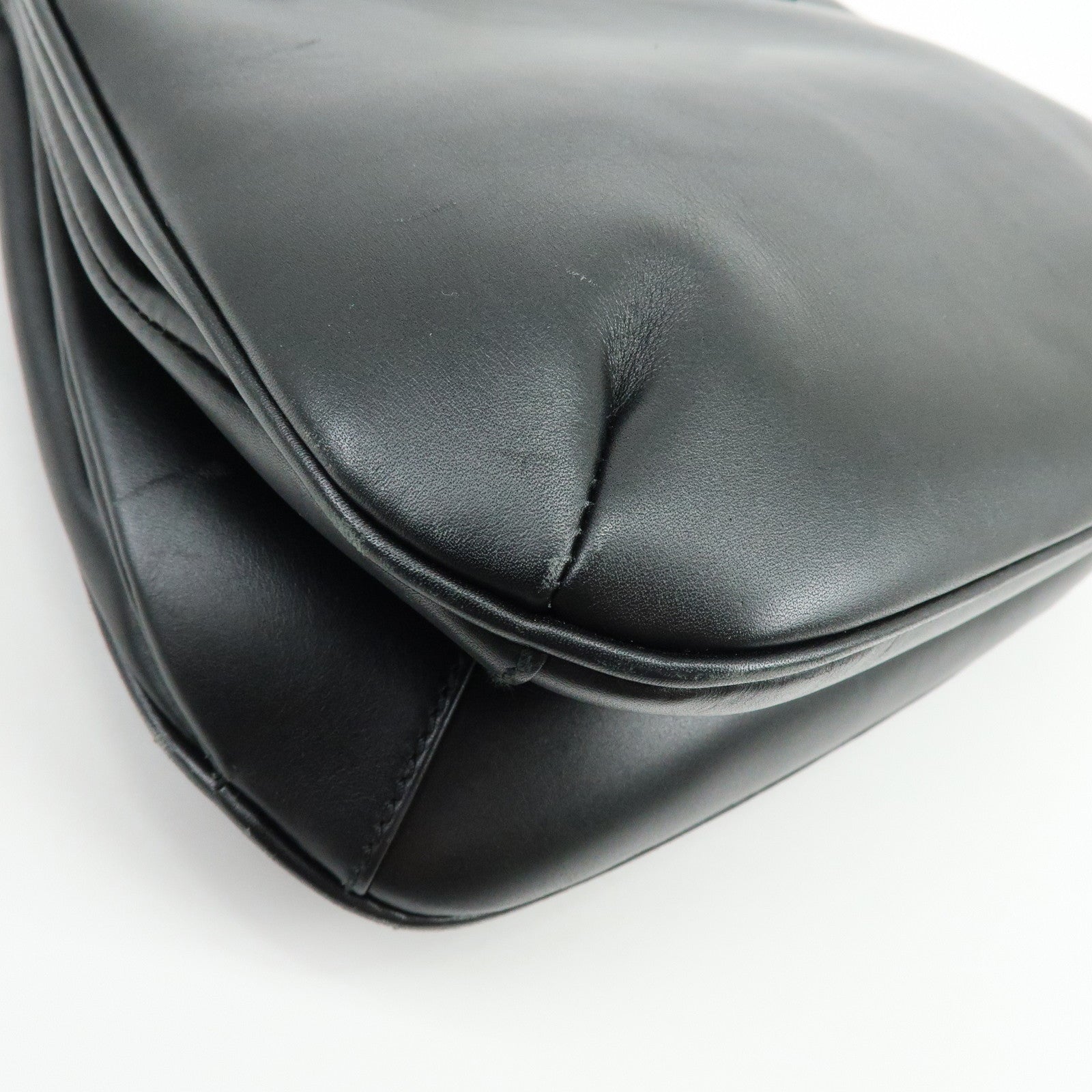 GUCCI Logo Leather Turn-lock Hand Bag Black 102119