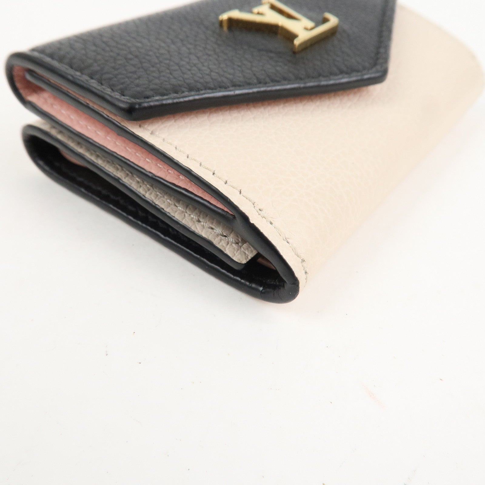 Louis Vuitton Lock Me Portefeuille Lock Mini Leather Wallet M80984 Used