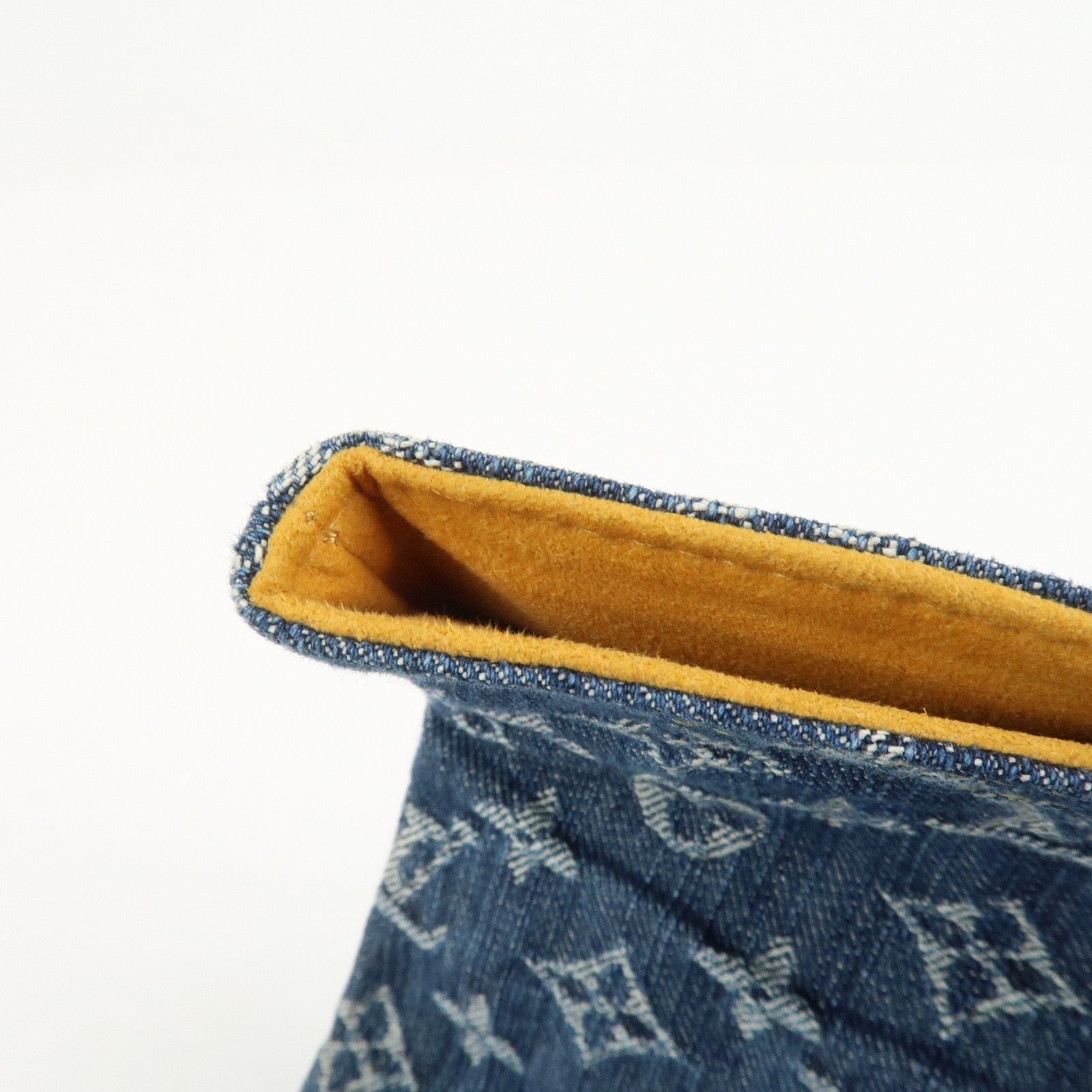 Louis Vuitton Monogram Denim Pochette Plat Pouch Clutch Bag M95007