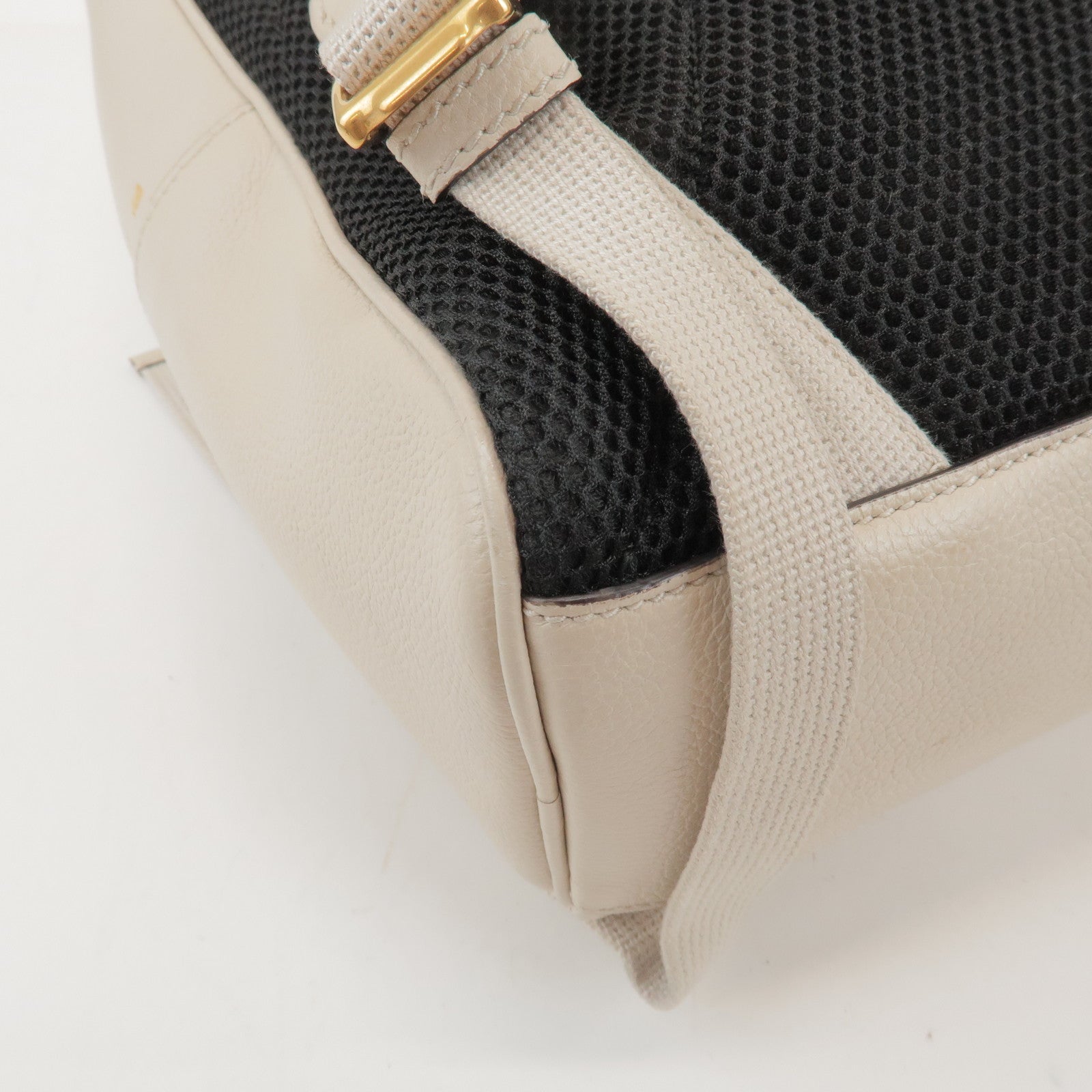GUCCI Sherry Vintage Logo Leather Backpack Ivory 547834