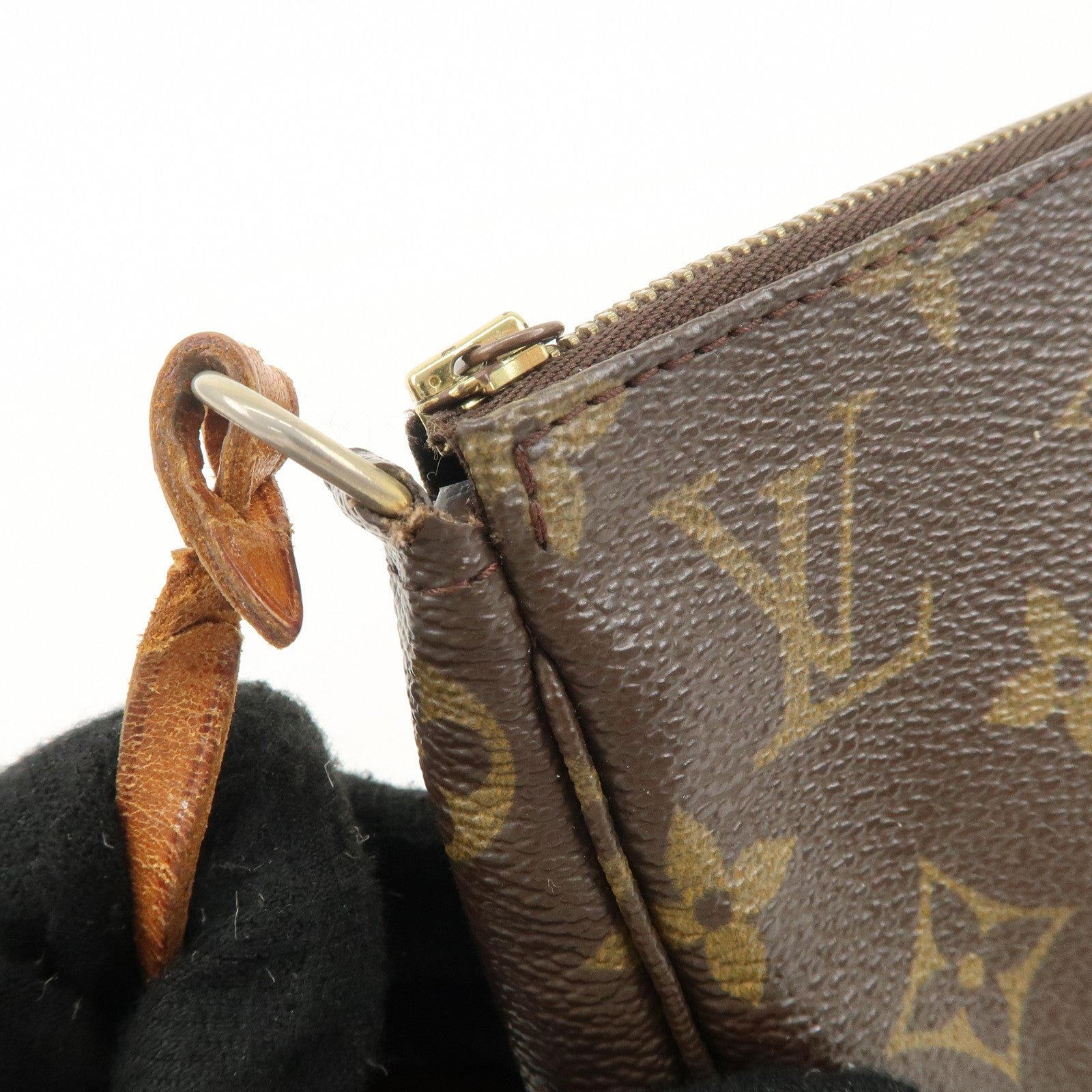 Louis Vuitton Monogram Pochette Accessories Pouch Hand Bag M51980 Used