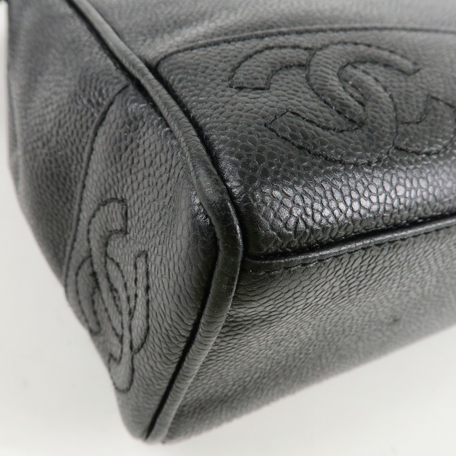 CHANEL Triple COCO Caviar Skin Chain Shoulder Bag Black Gold Hardware Used