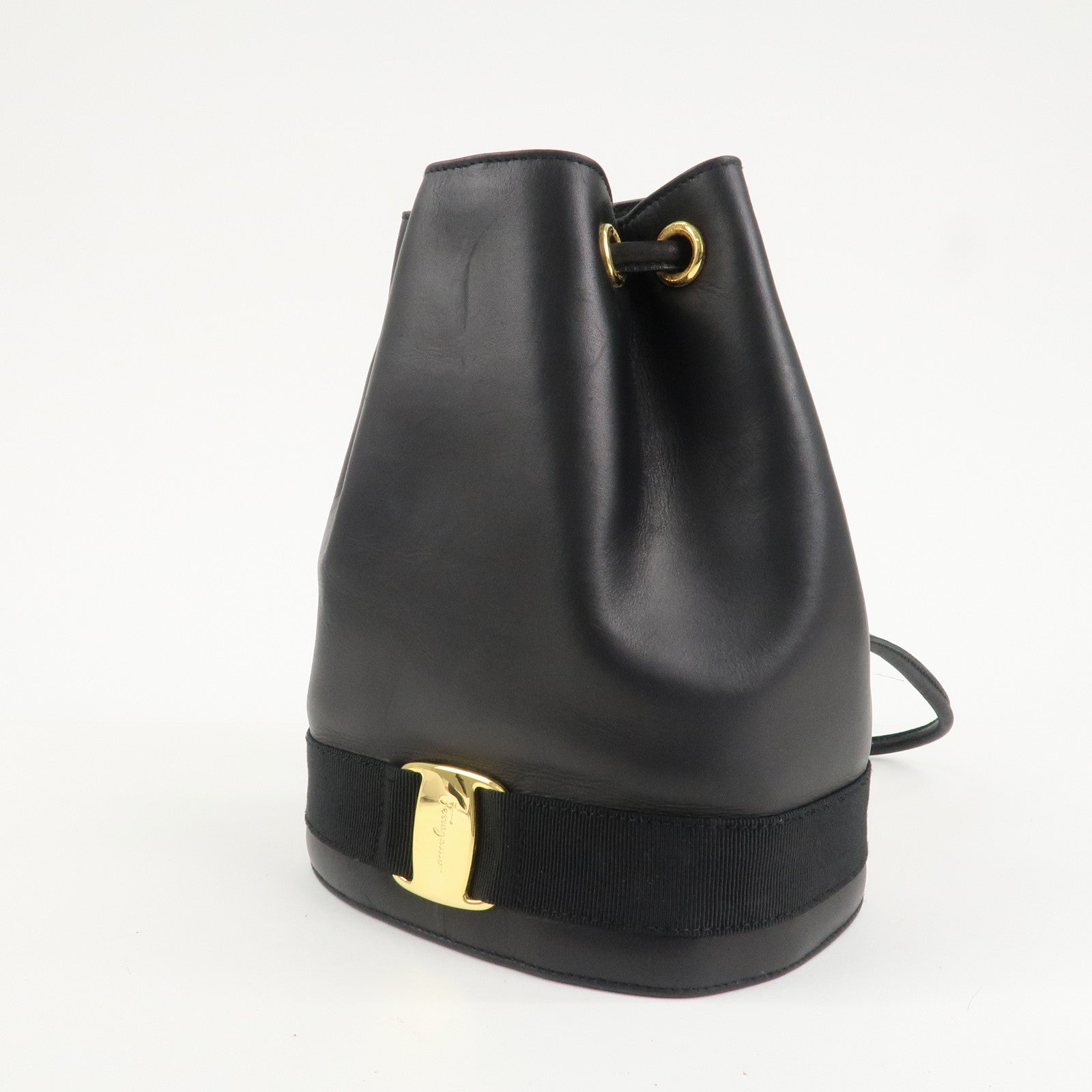 Ferragamo Vara Ribbon Leather Backpack Shoulder Bag Black AQ215676 Used