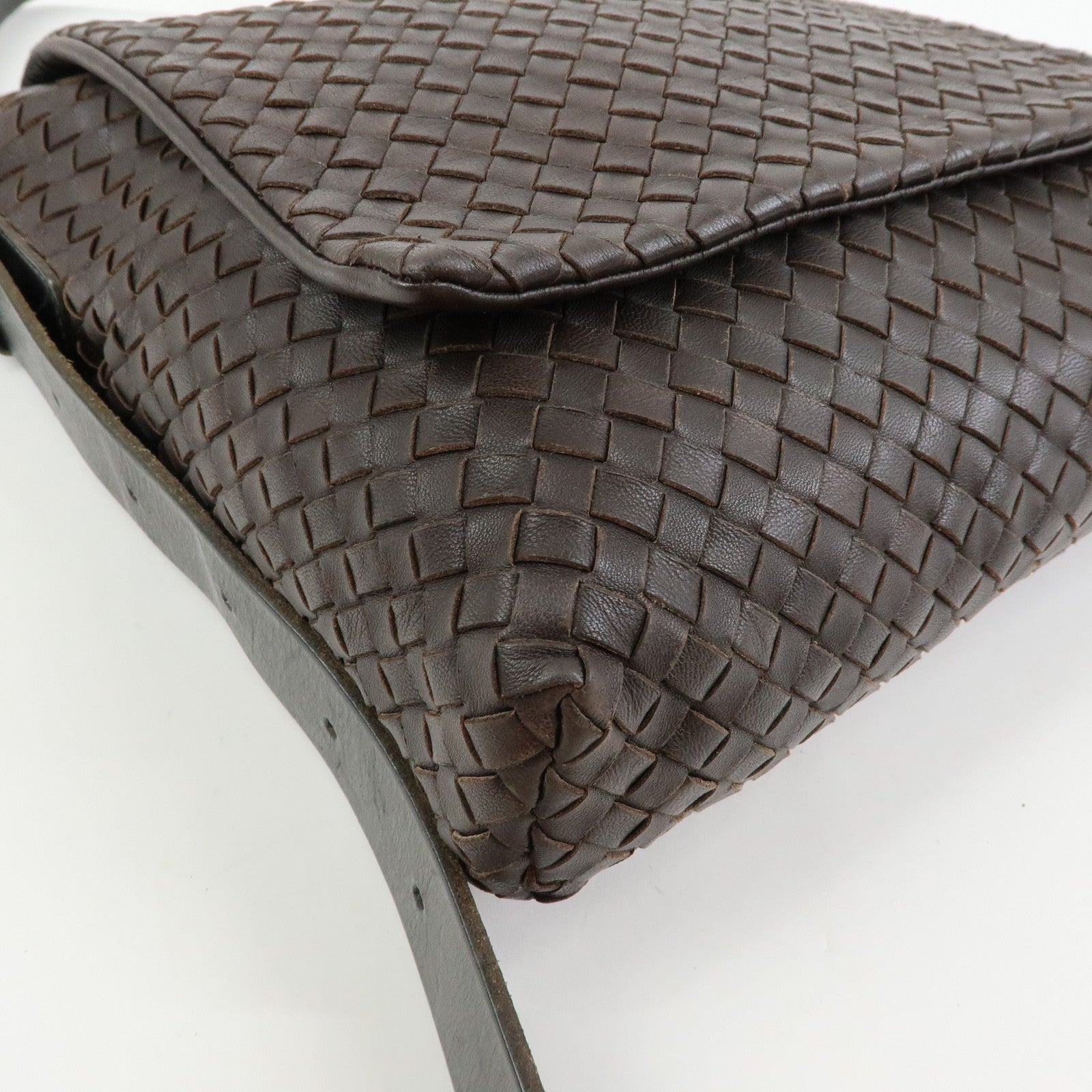 BOTTEGA VENETA Intrecciato Leather Shoulder Bag Dark Brown 163971