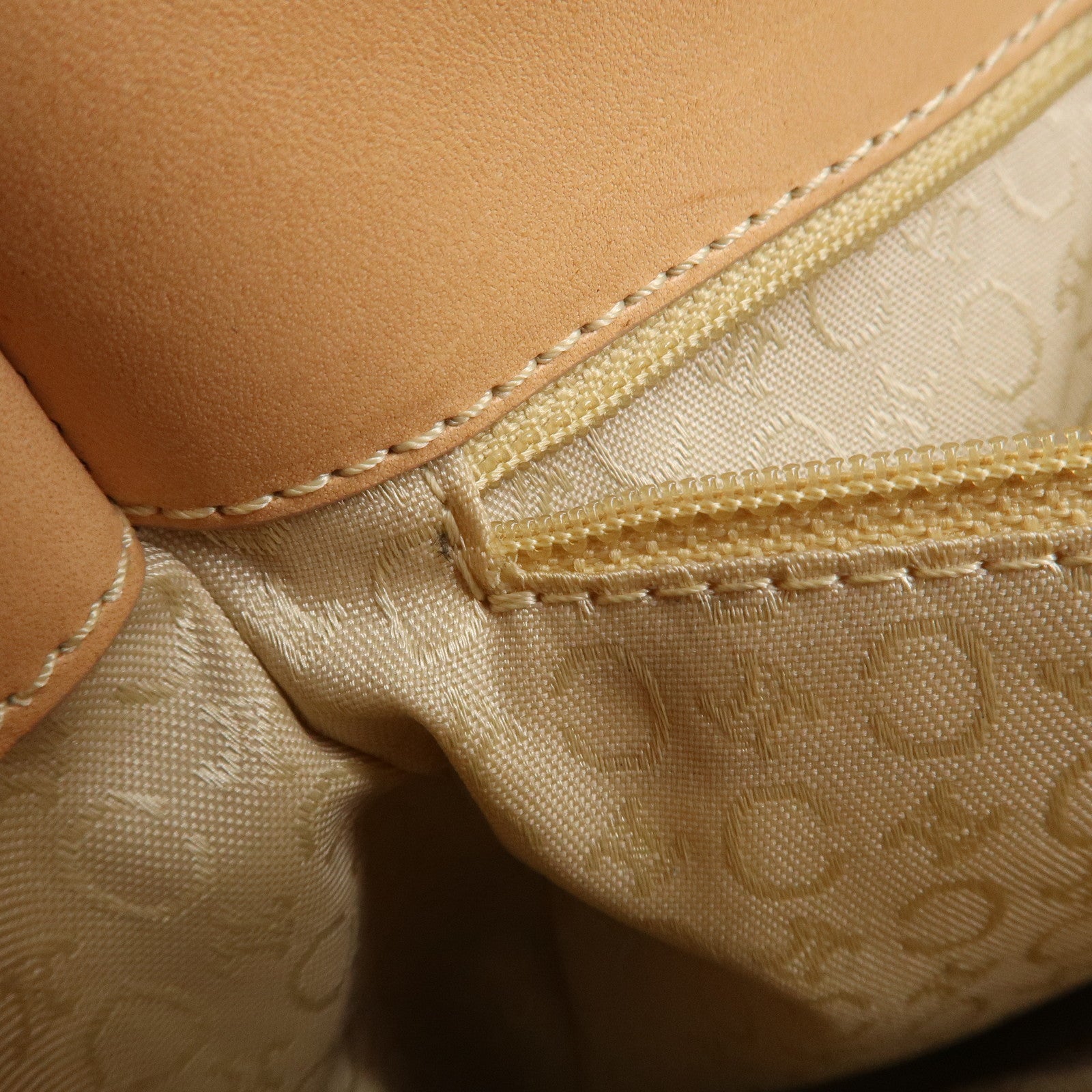 CELINE C Macadam Leather Shouler Bag Hand Bag Beige