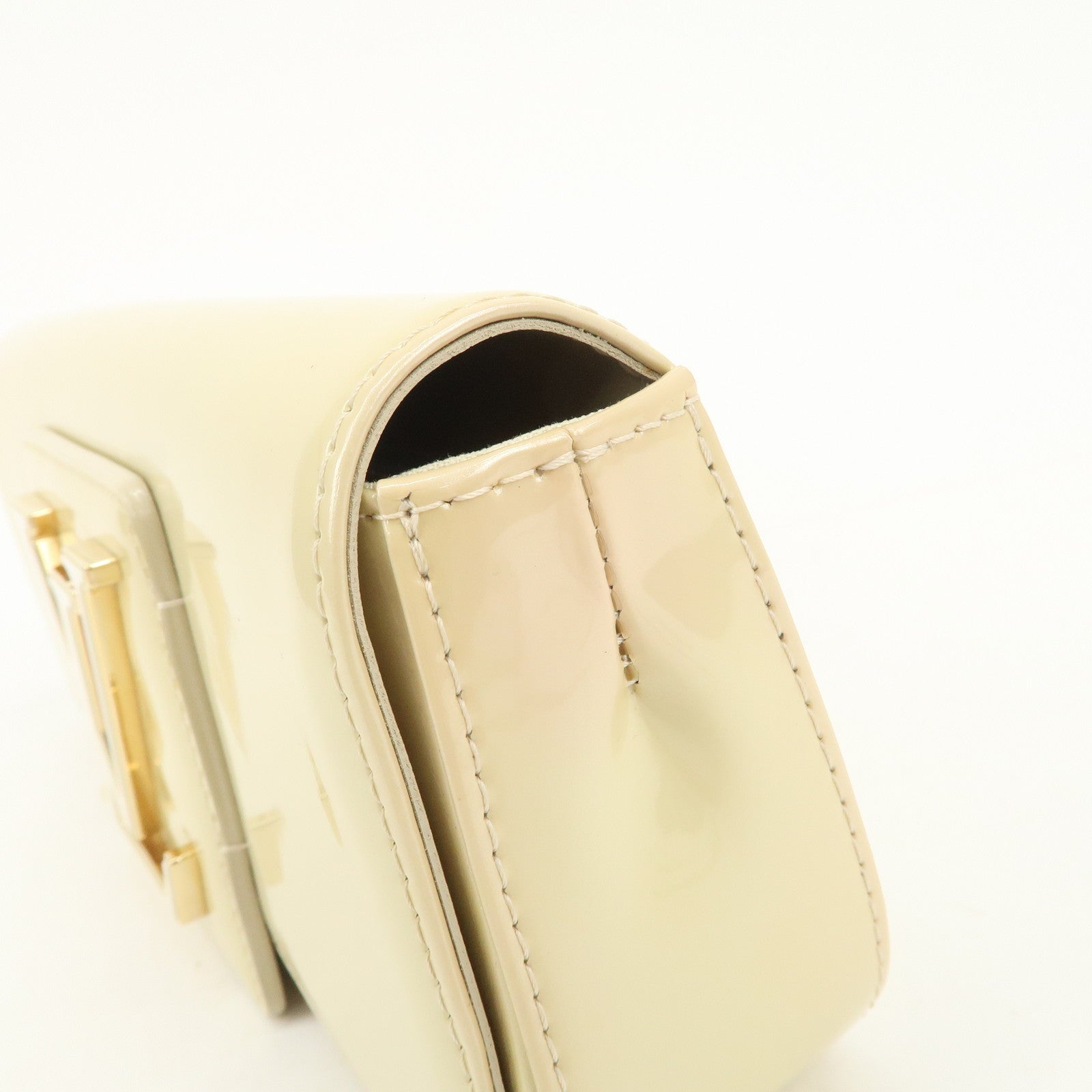 Louis Vuitton Pochette Sobie Clutch Bag Blanccorail M93489 Used