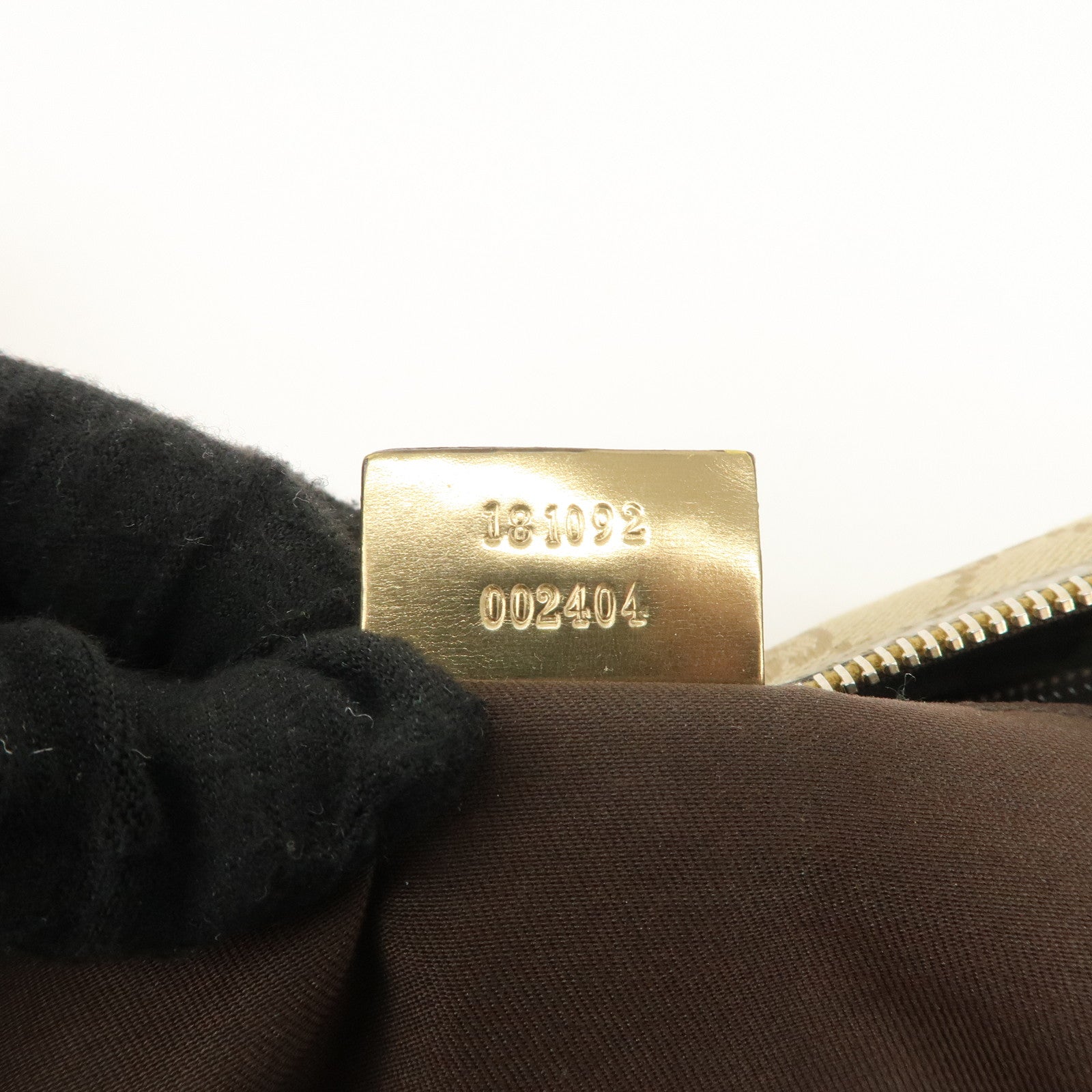 GUCCI GG Canvas Patent Leather Shoulder Bag Beige Gold 181092 Used