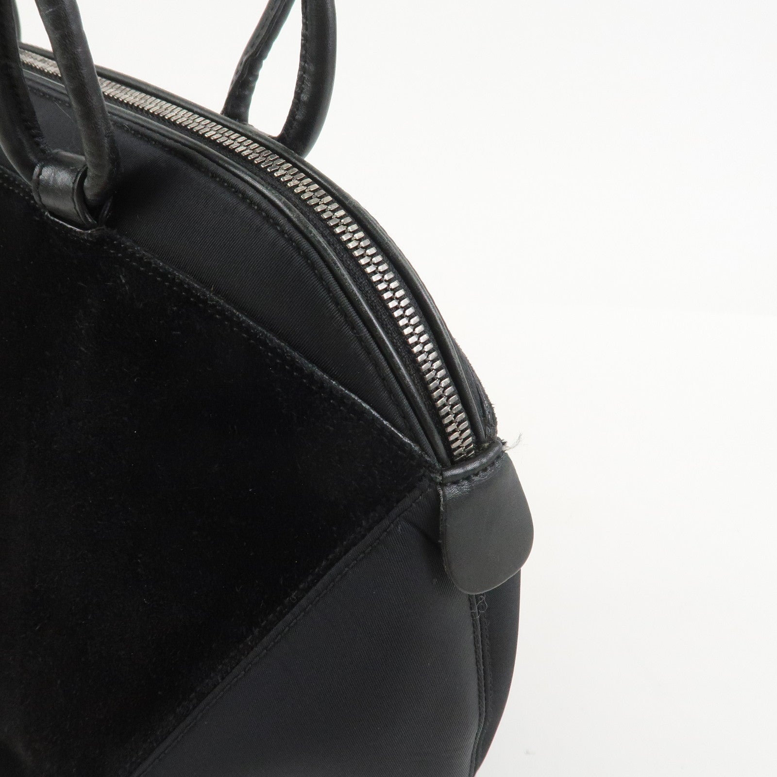 Ferragamo Gancini Suede Nylon Leather Shoulder Bag Hand Bag Black