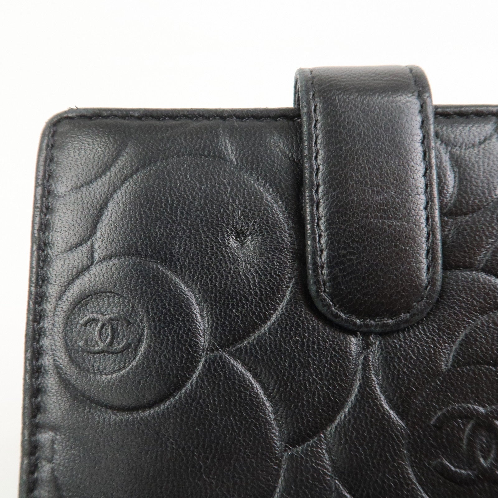 CHANEL Camellia COCO Mark Lamb Skin Compact Wallet Black