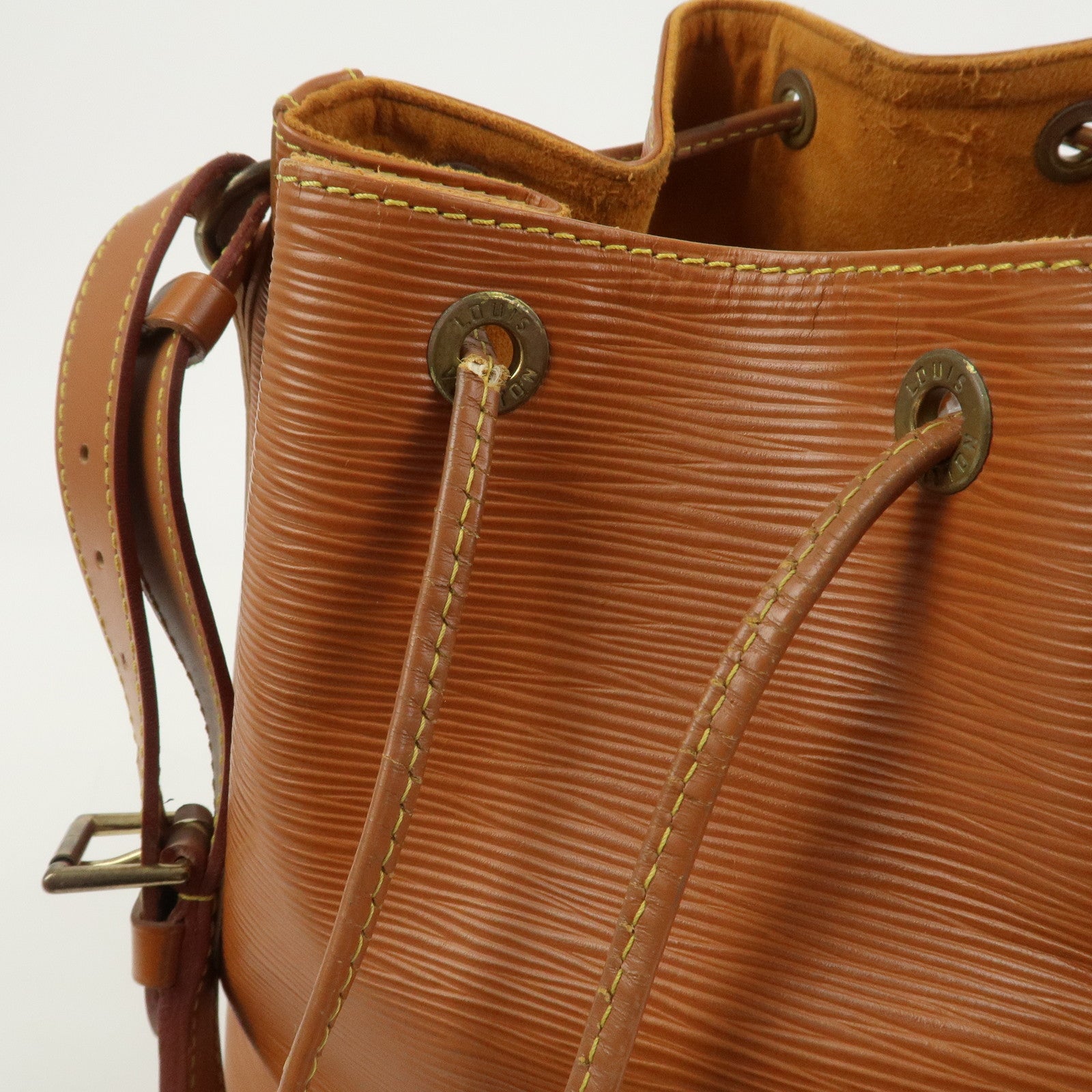 Louis Vuitton Epi Leather Petit Noe Shoulder Bag Zipang Gold M44108