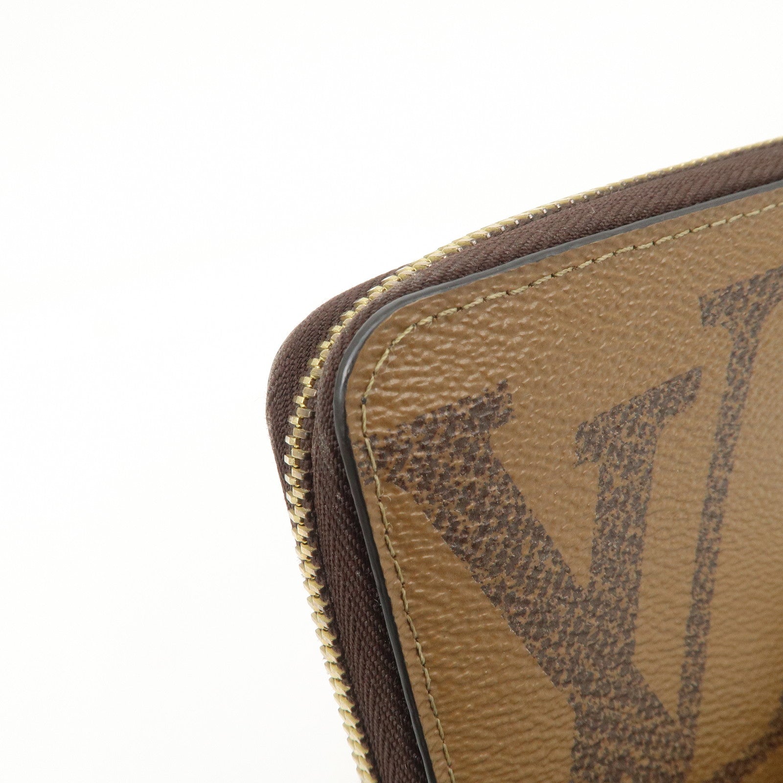 Louis Vuitton Giant Monogram Reverse Zippy Wallet Long Wallet M69353 Used