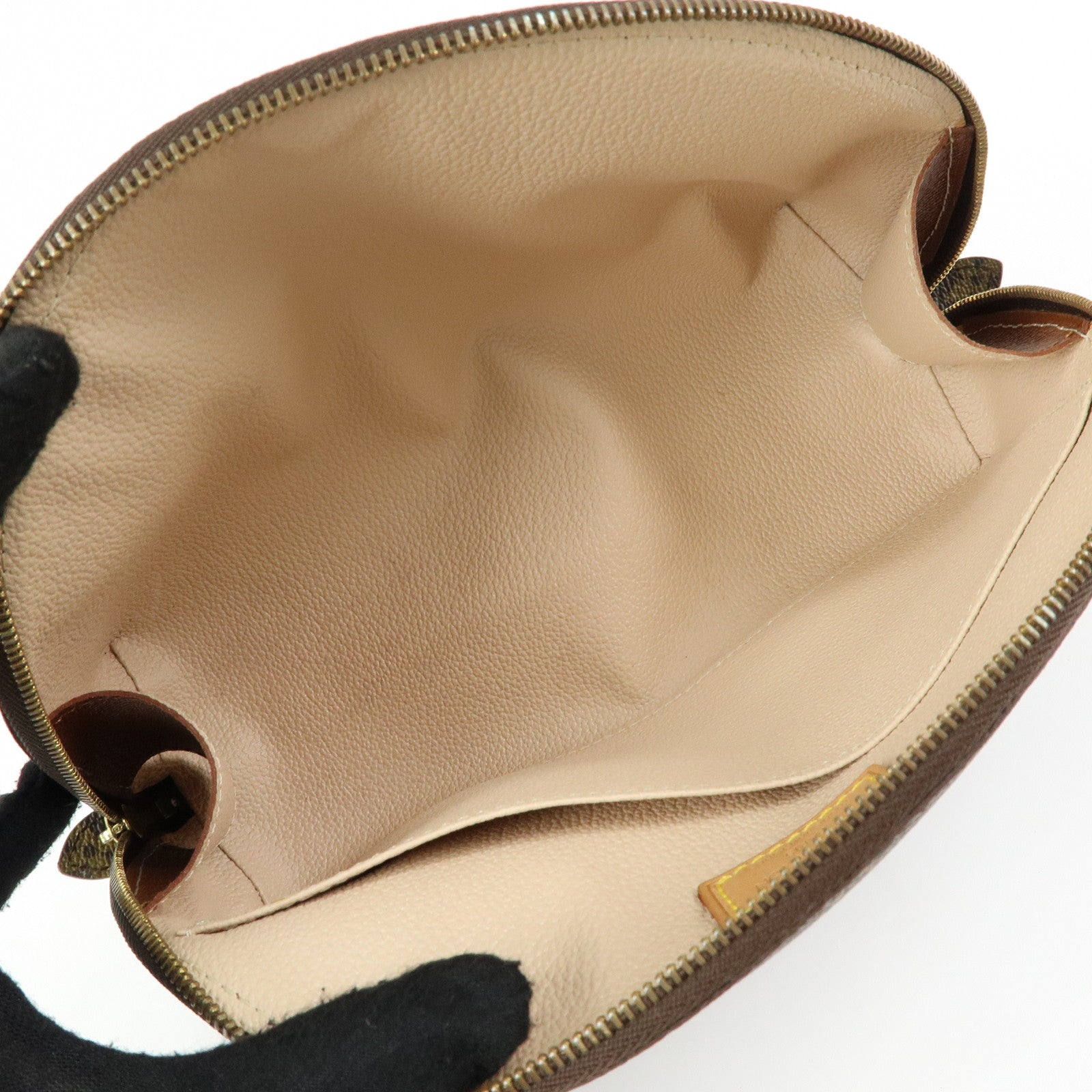 Louis Vuitton Monogram Trousse Demi Ronde Cosmetic Pouch M47520